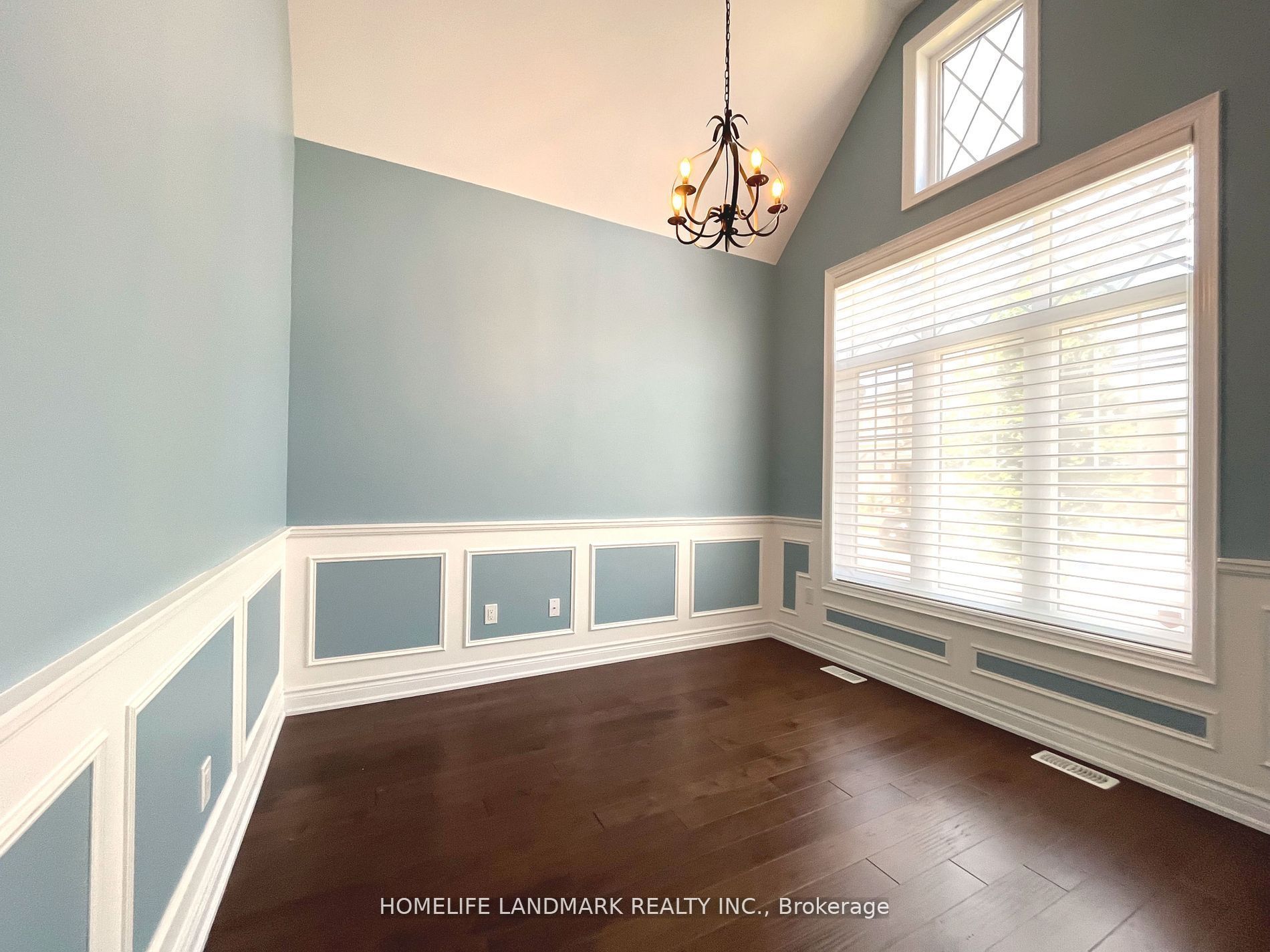 39 Larkin Avenue Property Photo 3