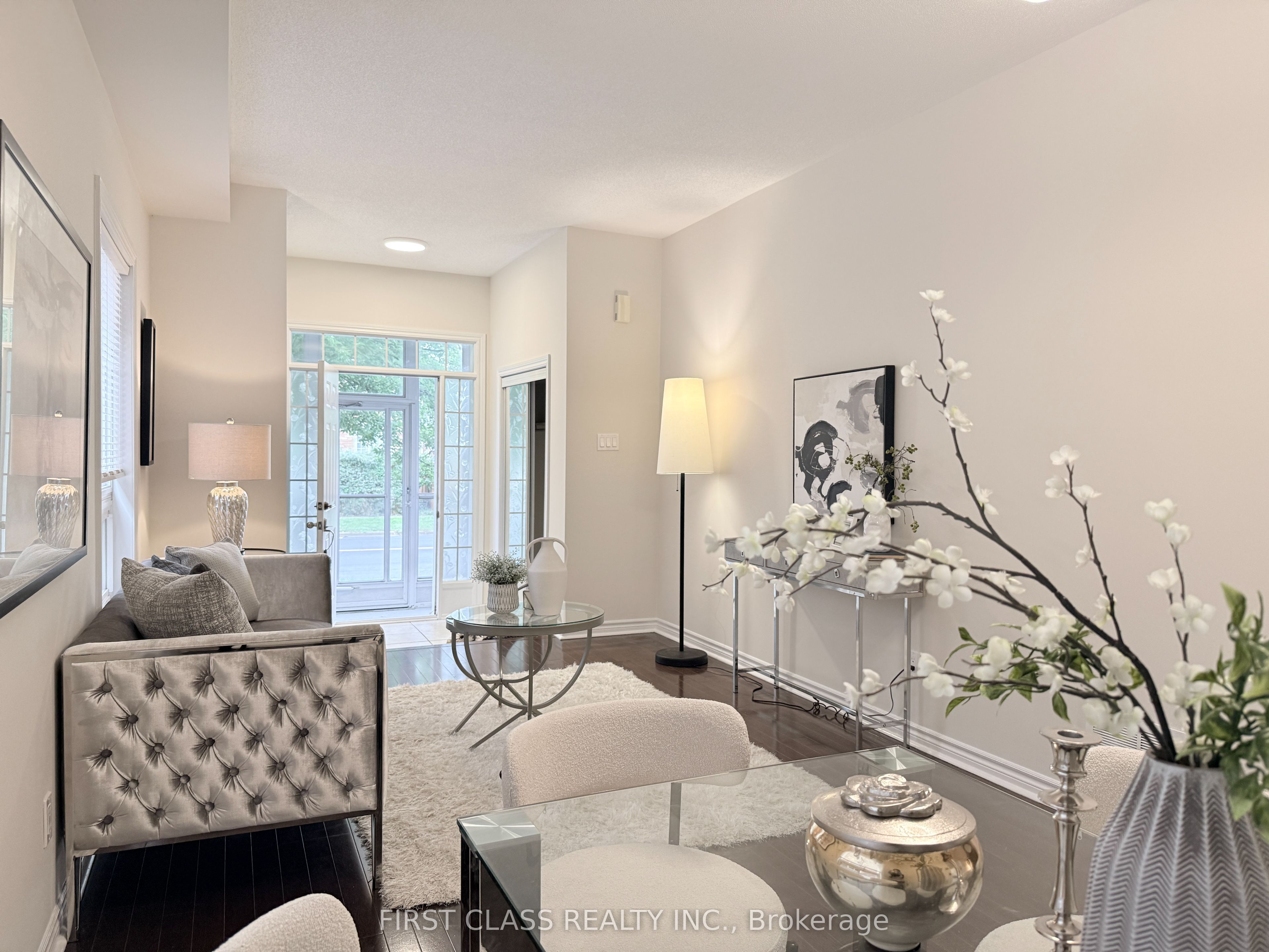 89 Castan Avenue Property Photo 6