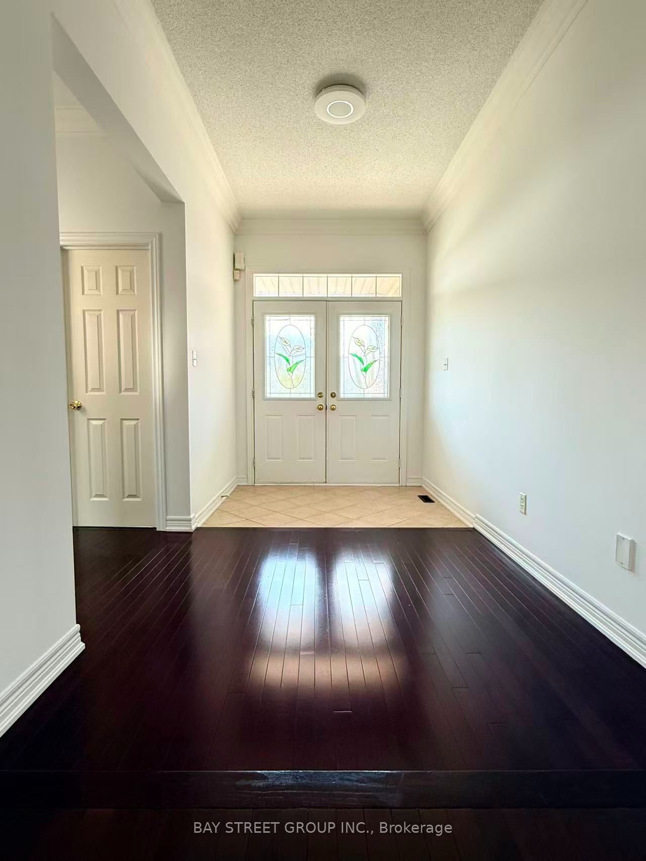146 Ivy Glen Drive Property Photo 6