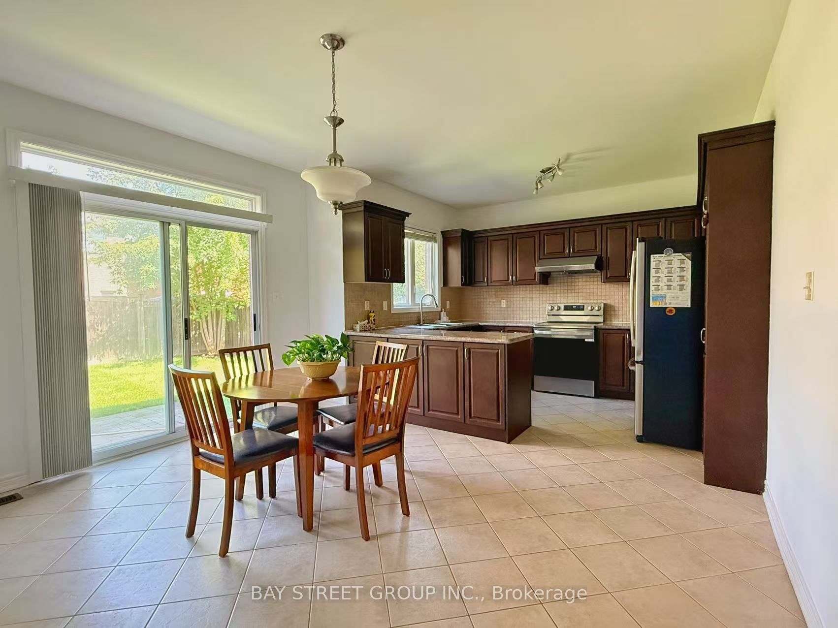 146 Ivy Glen Drive Property Photo 10
