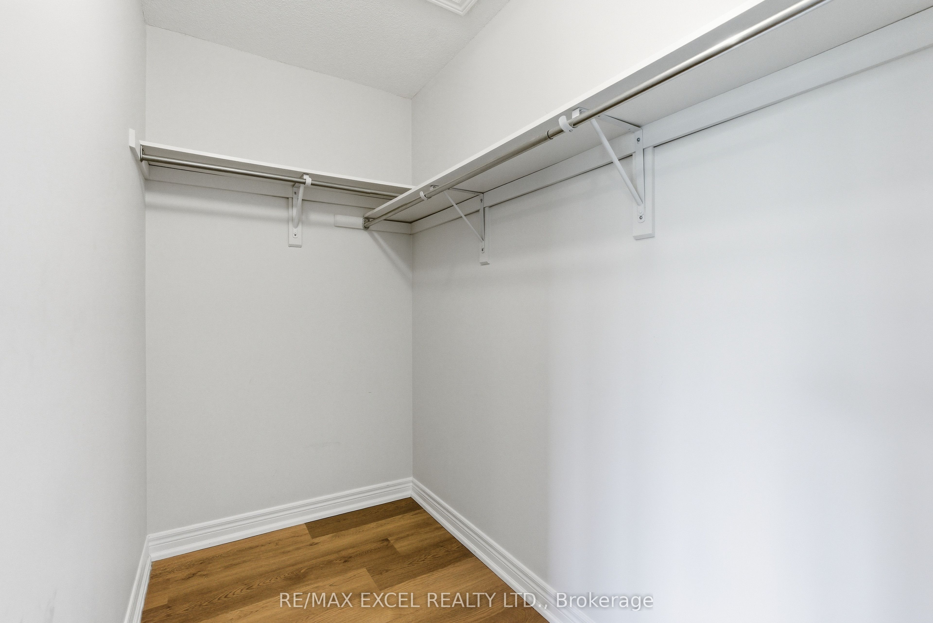 65 Northwest Passage Property Photo 17