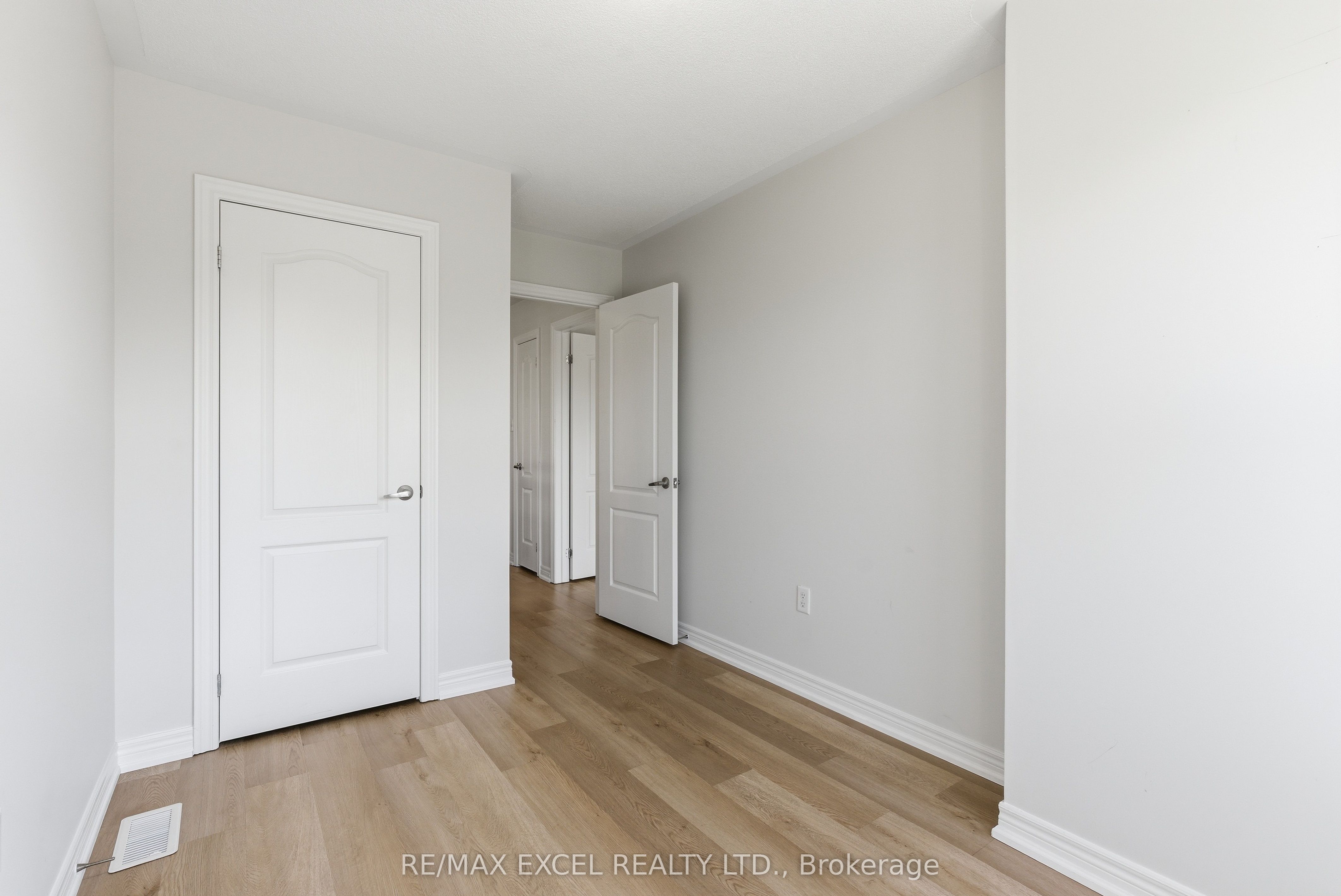 65 Northwest Passage Property Photo 23