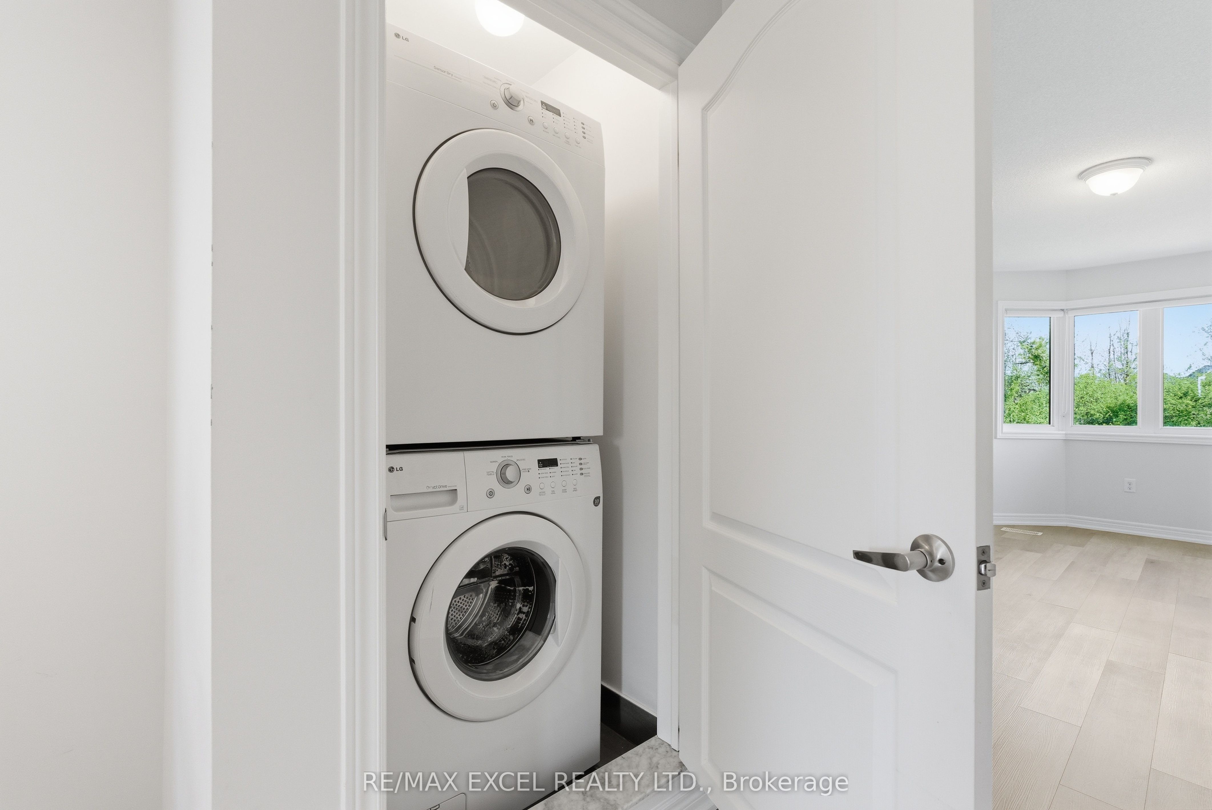 65 Northwest Passage Property Photo 25