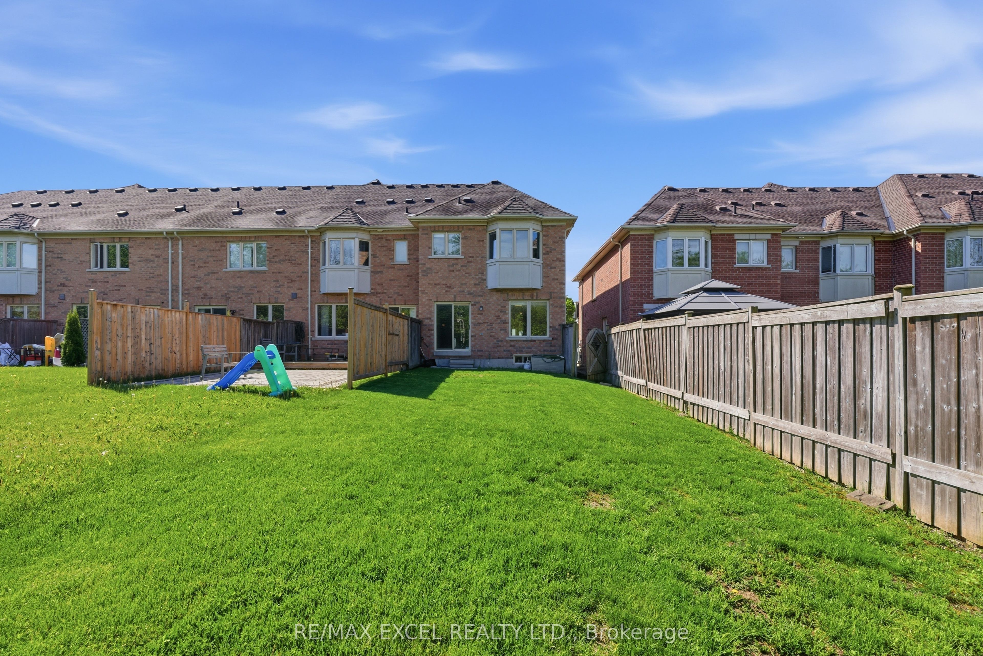 65 Northwest Passage Property Photo 27