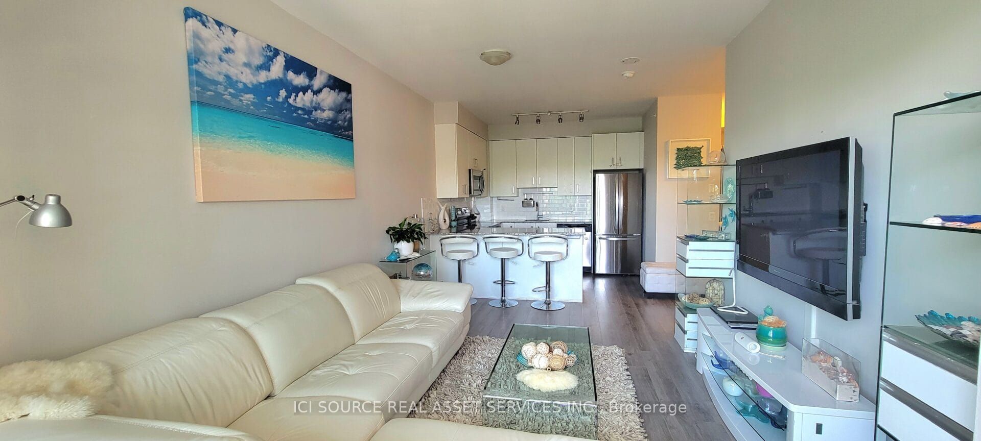 11611 Yonge Street 301 Property Photo 1