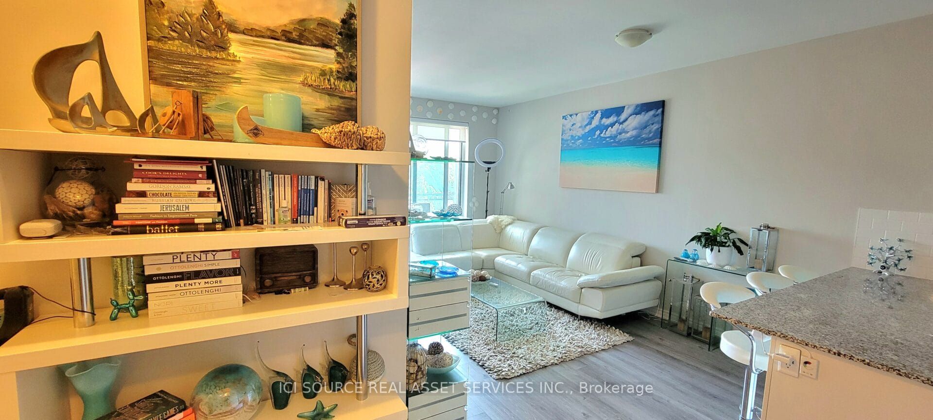11611 Yonge Street 301 Property Photo 7