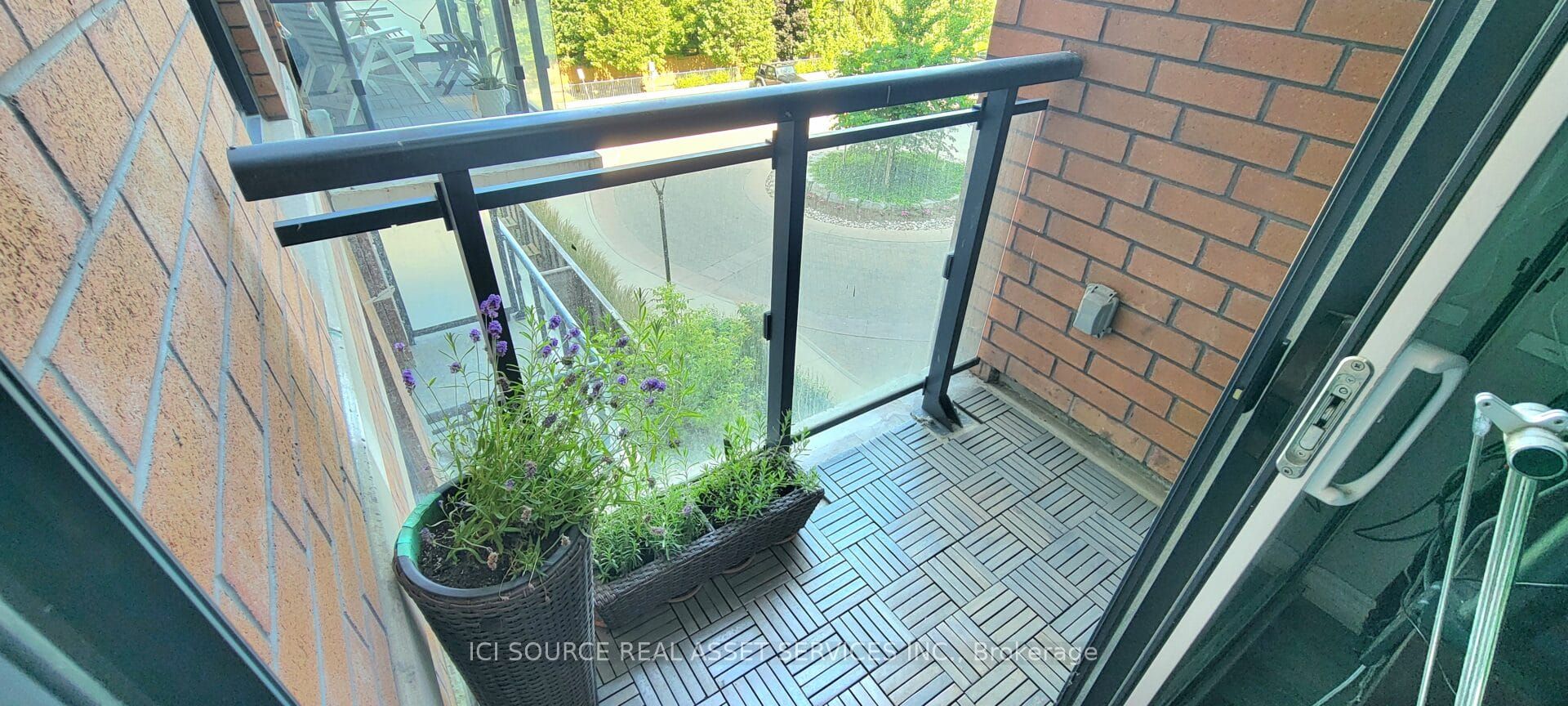 11611 Yonge Street 301 Property Photo 11
