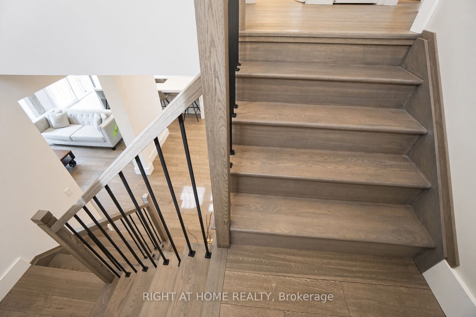 96 Inverness Way Property Photo 22
