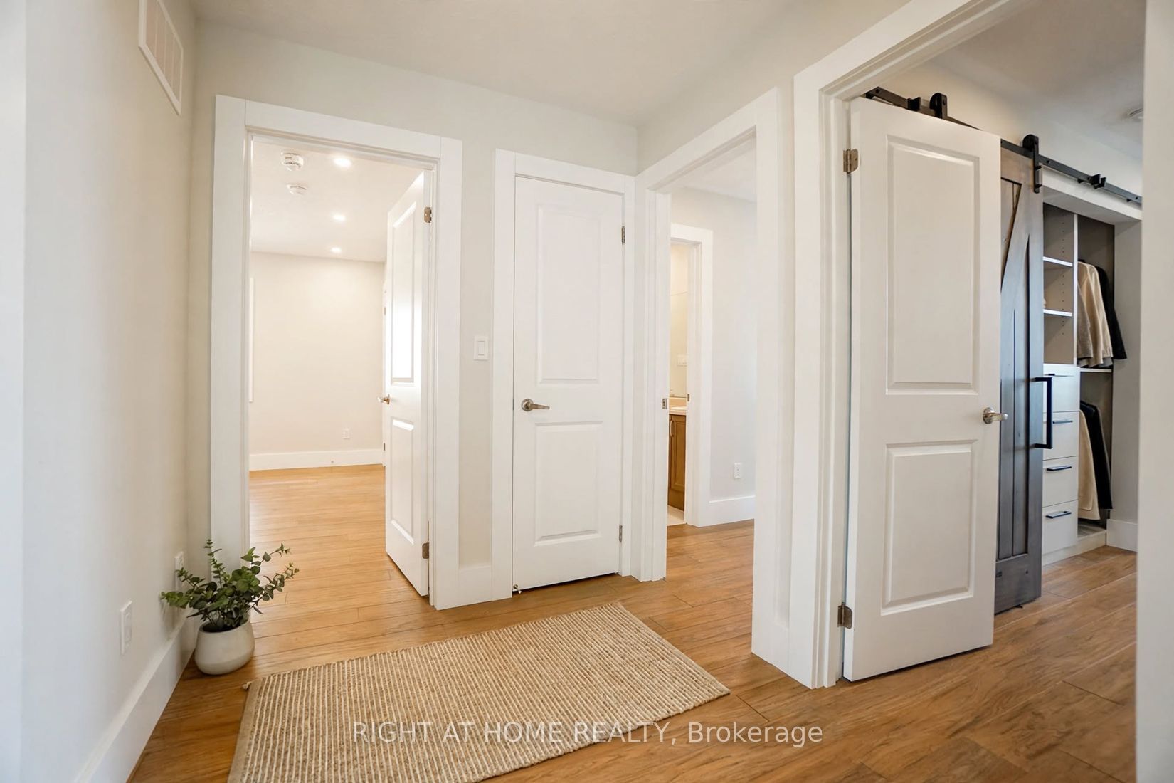 96 Inverness Way Property Photo 23