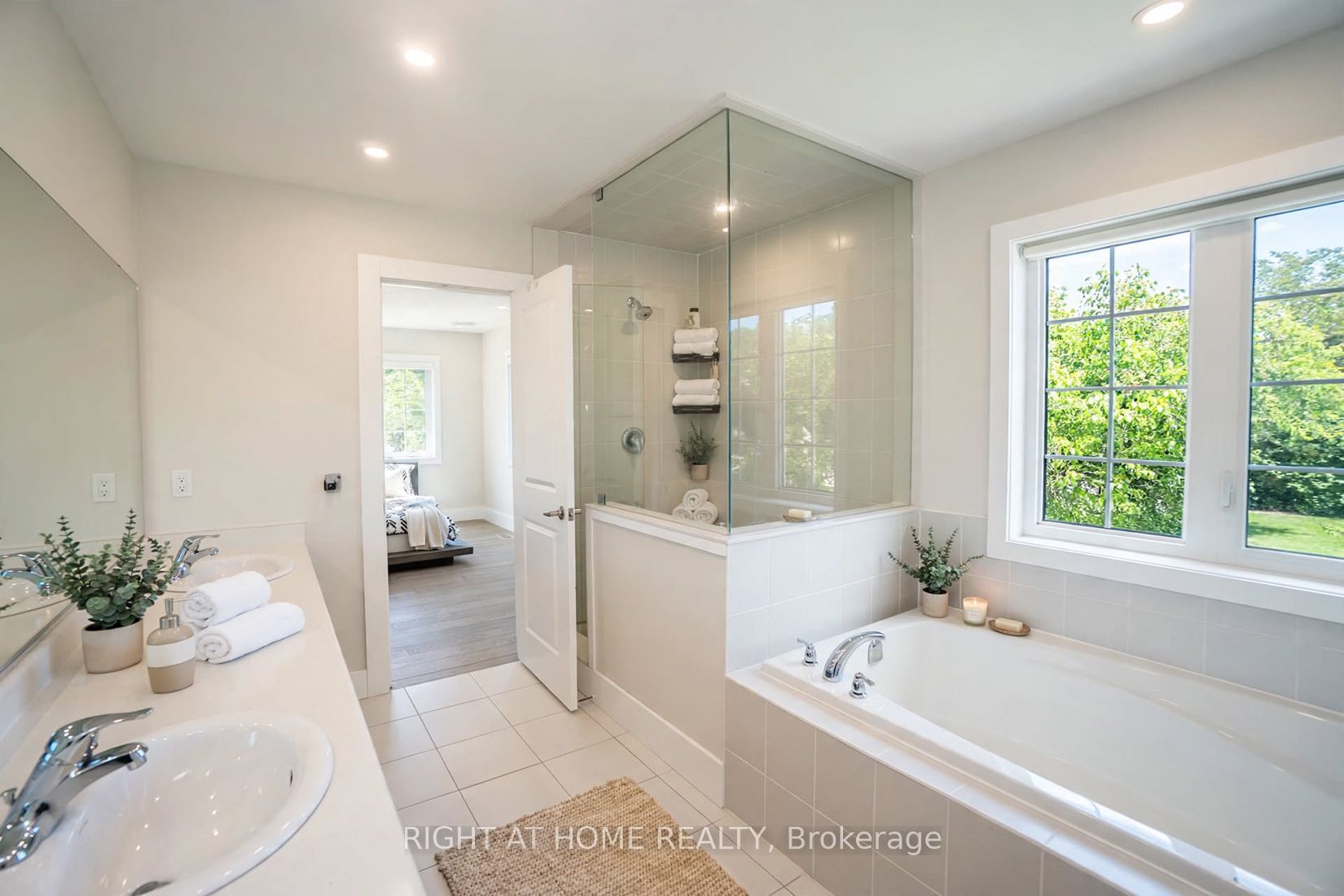96 Inverness Way Property Photo 25