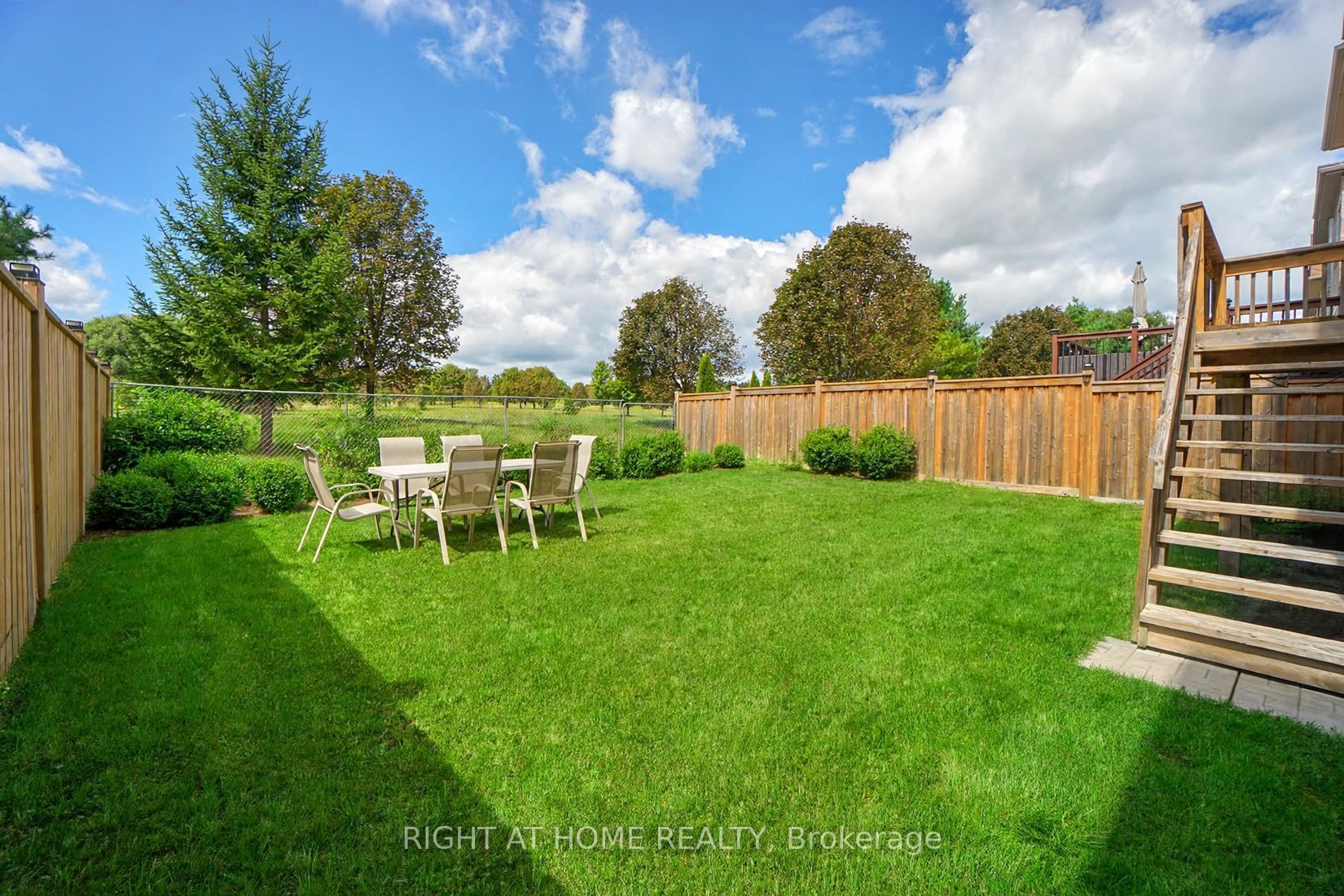 96 Inverness Way Property Photo 40