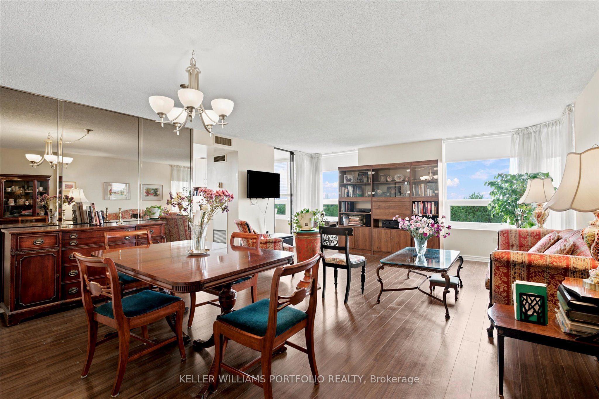 7601 Bathurst Street 515 Property Photo 20