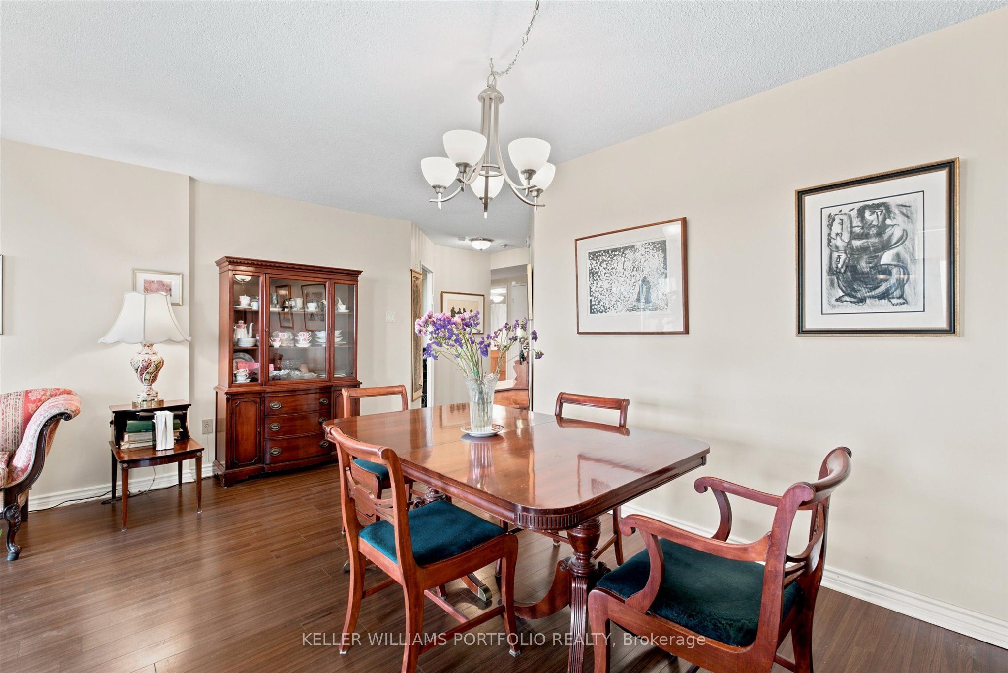 7601 Bathurst Street 515 Property Photo 22