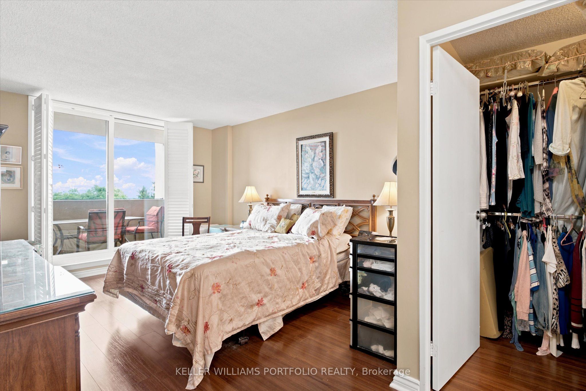 7601 Bathurst Street 515 Property Photo 23