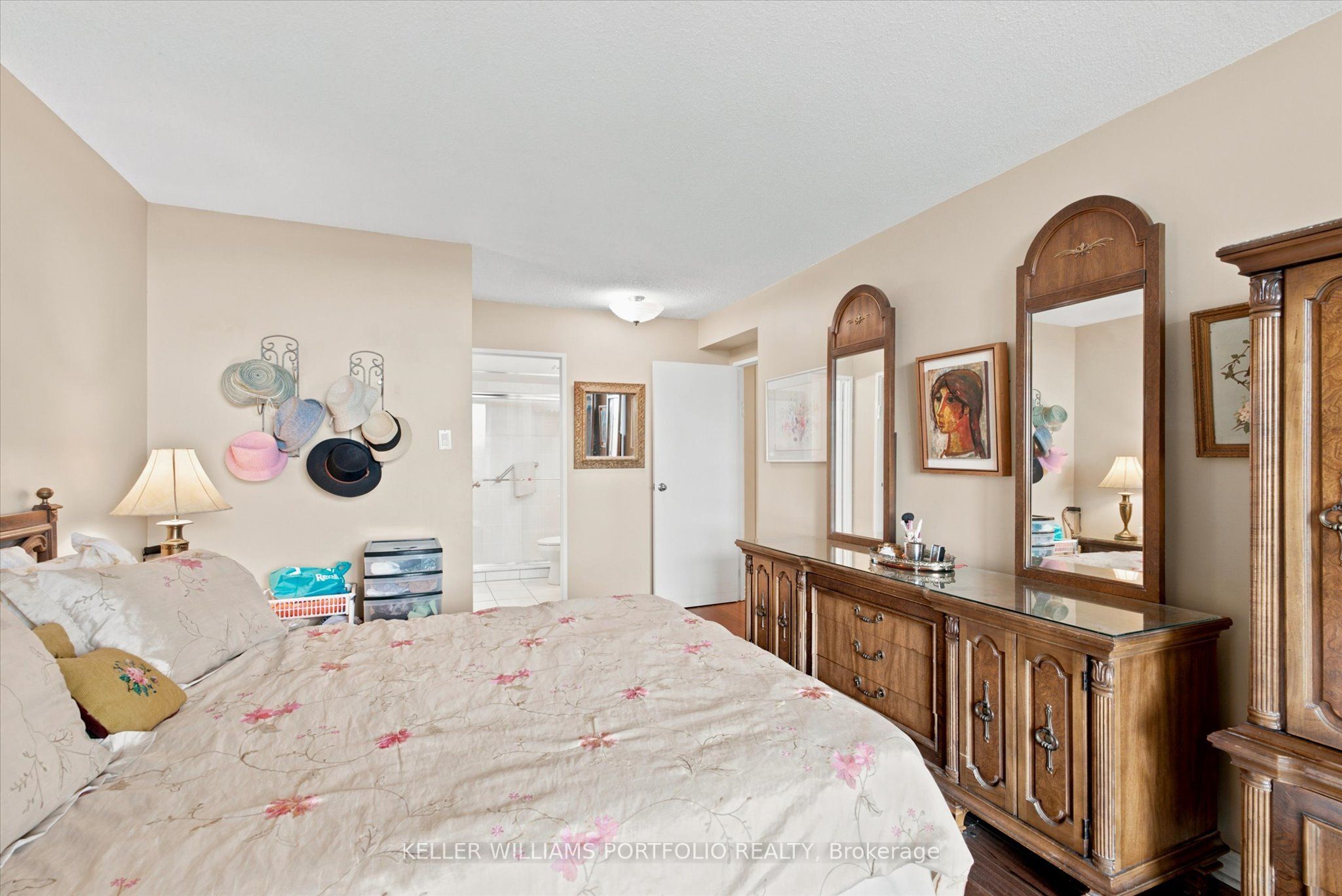7601 Bathurst Street 515 Property Photo 28