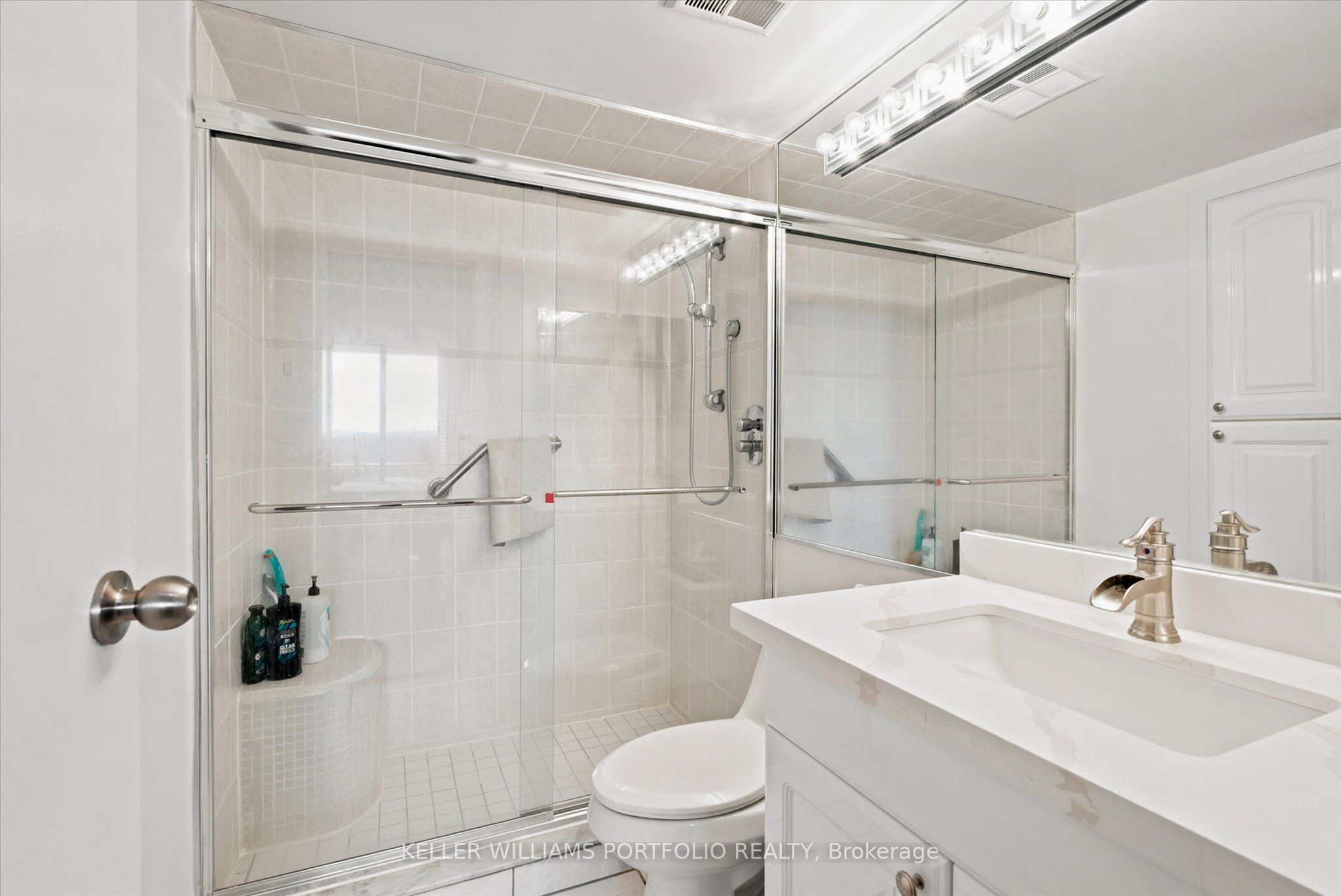 7601 Bathurst Street 515 Property Photo 29
