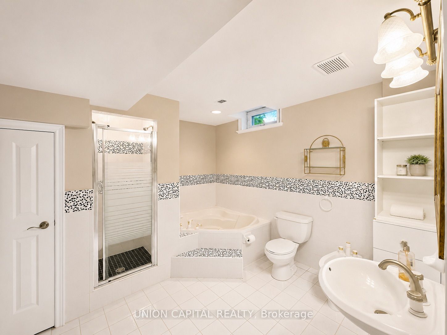 300 Belview Avenue Bsmt Property Photo 13