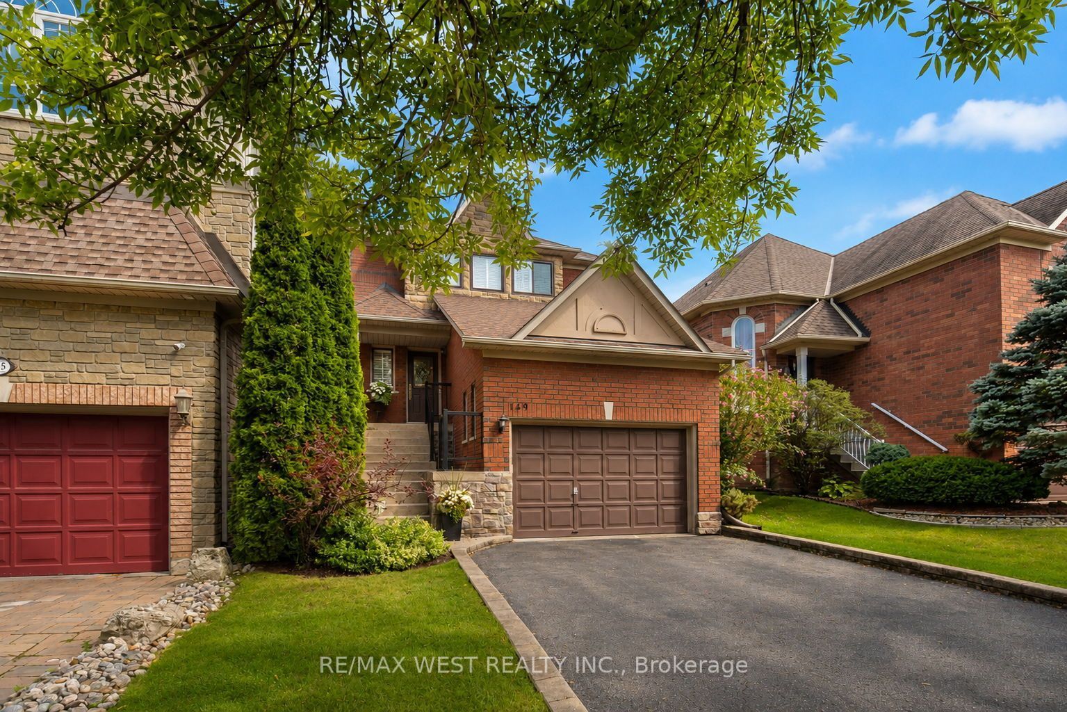 149 Deerglen Terrace Property Photo 2