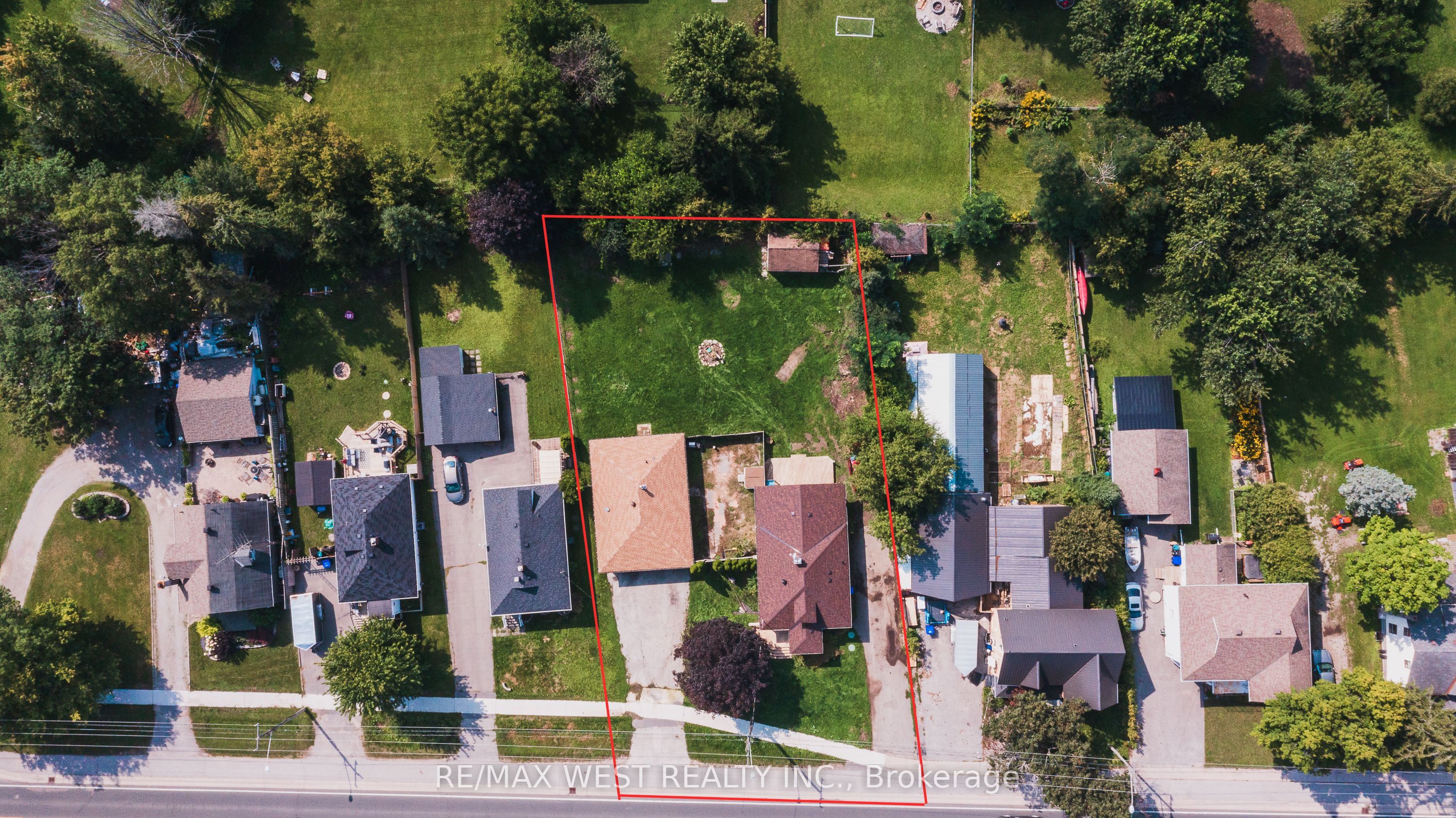 2801 25 Side Road Property Photo 1