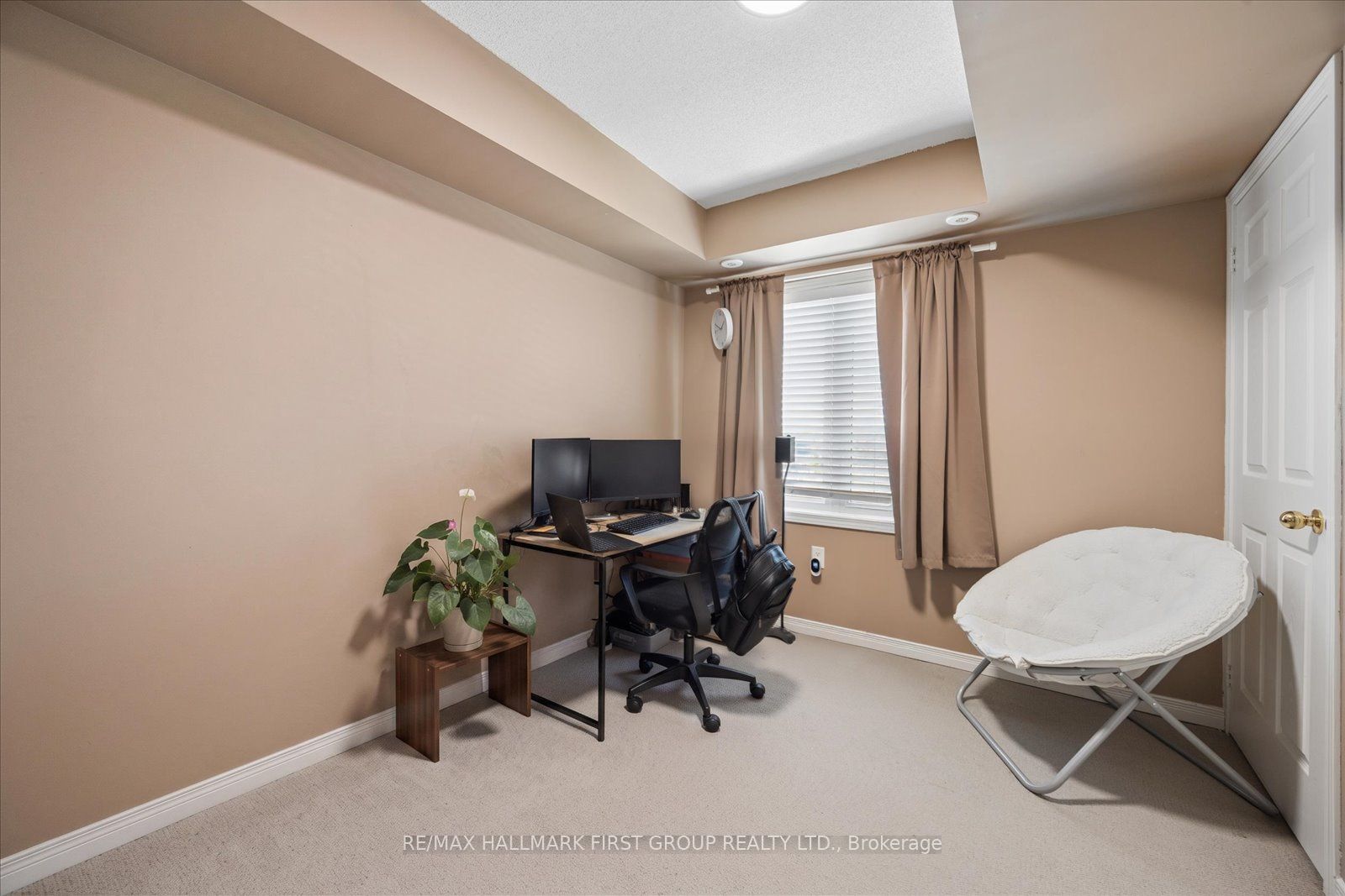 2067 Bur Oak Avenue 3 Property Photo 17