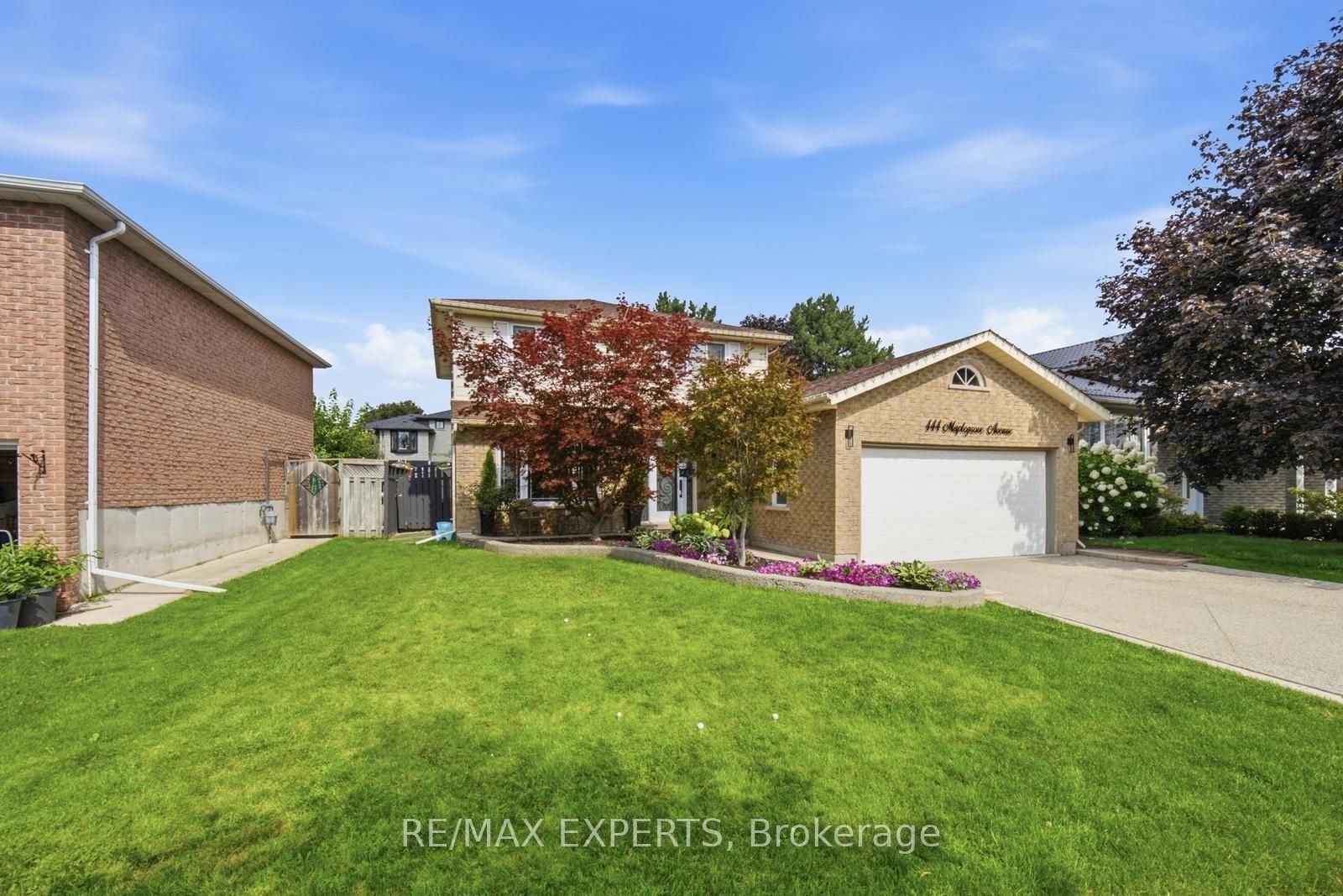 444 Maplegrove Avenue Property Photo 3