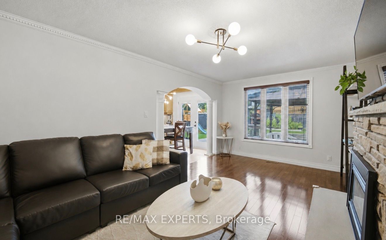 444 Maplegrove Avenue Property Photo 21