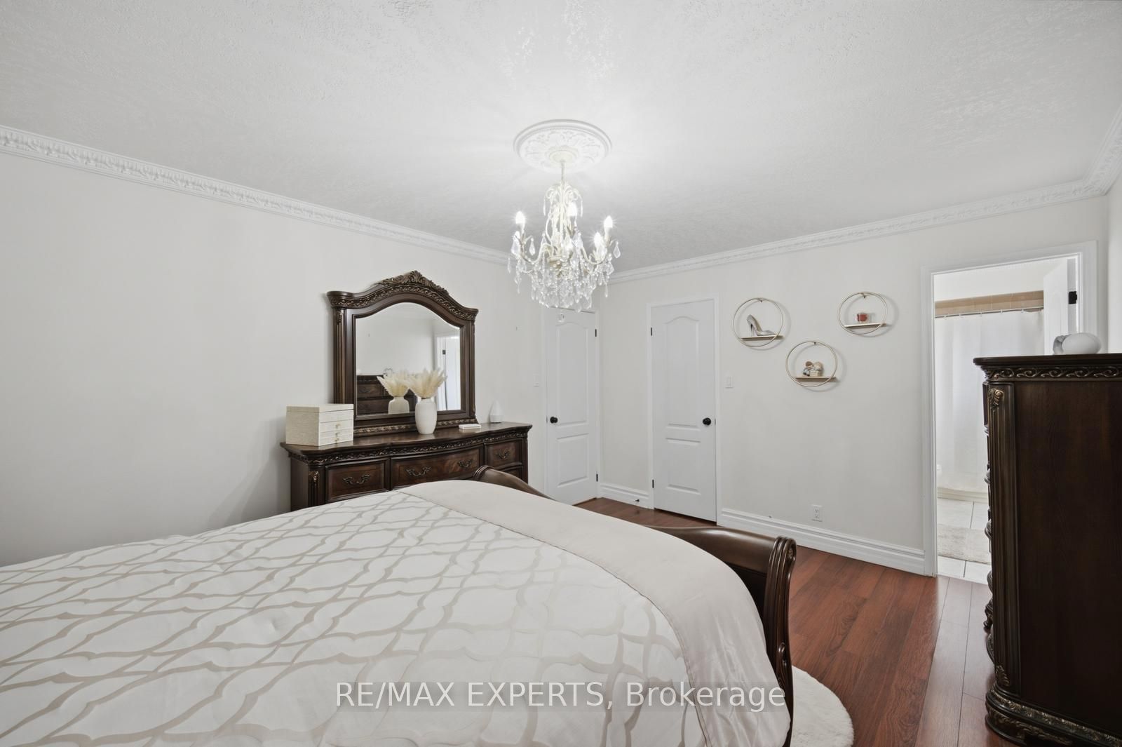 444 Maplegrove Avenue Property Photo 27