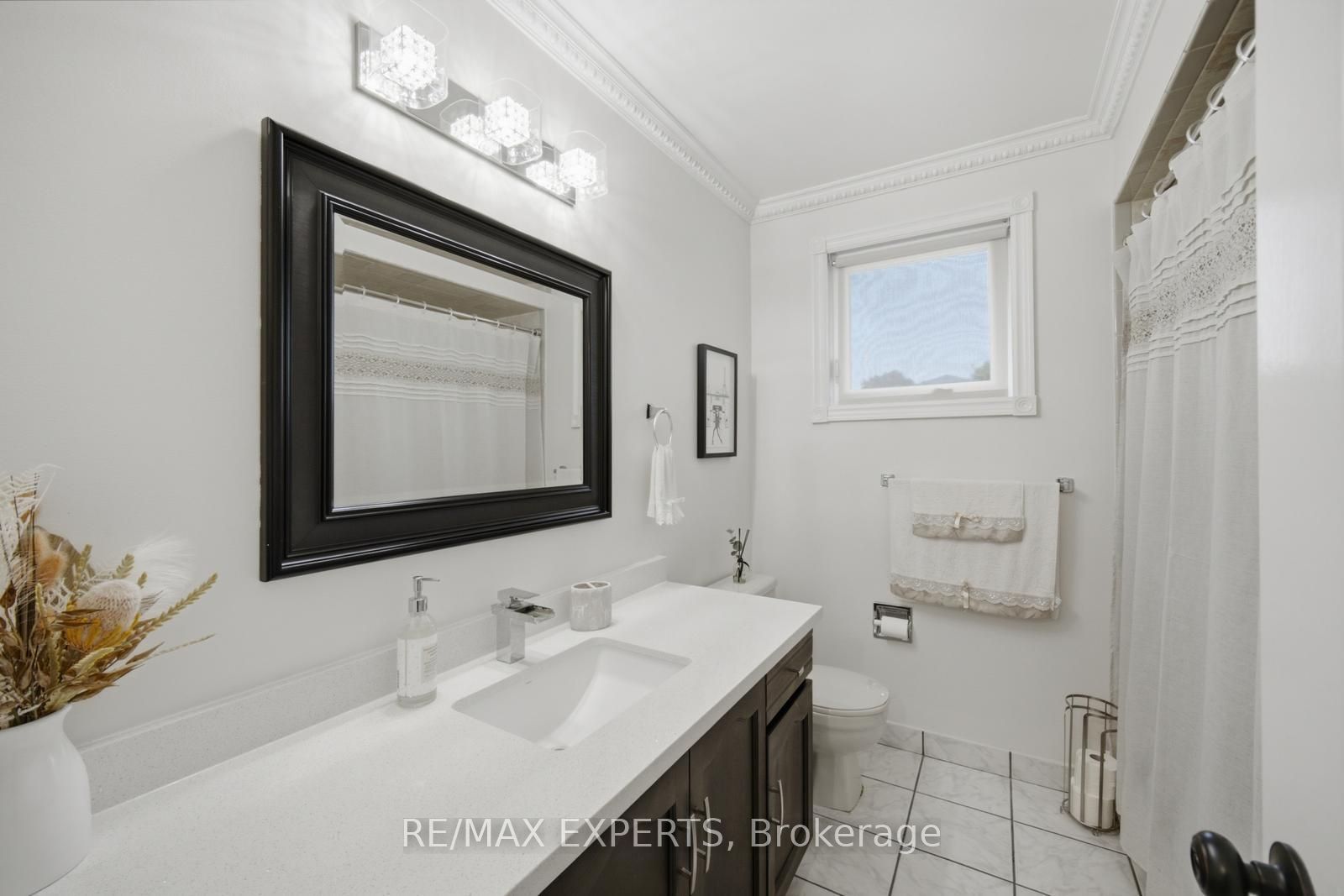 444 Maplegrove Avenue Property Photo 33