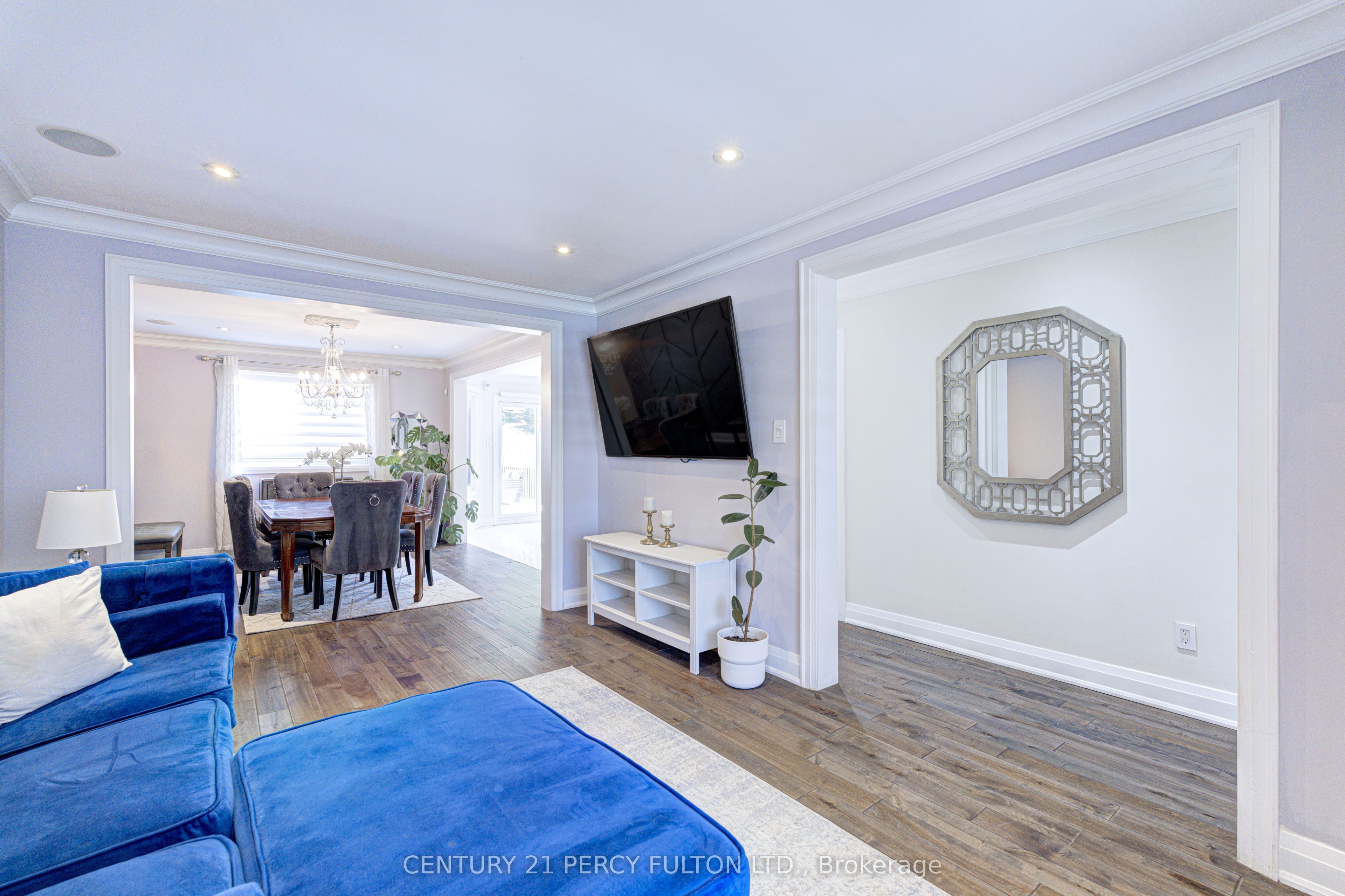 109 Woodcroft Lane Property Photo 9