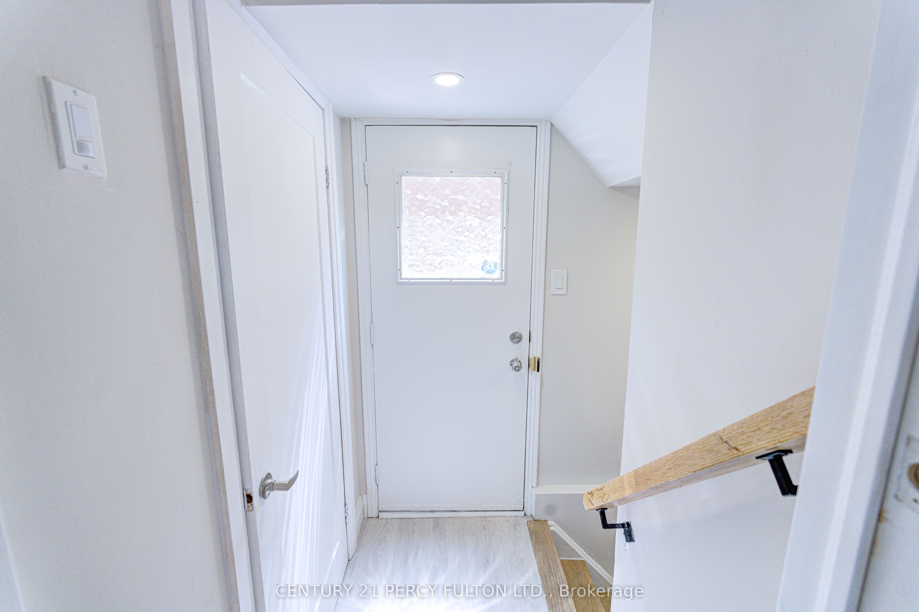 109 Woodcroft Lane Property Photo 35