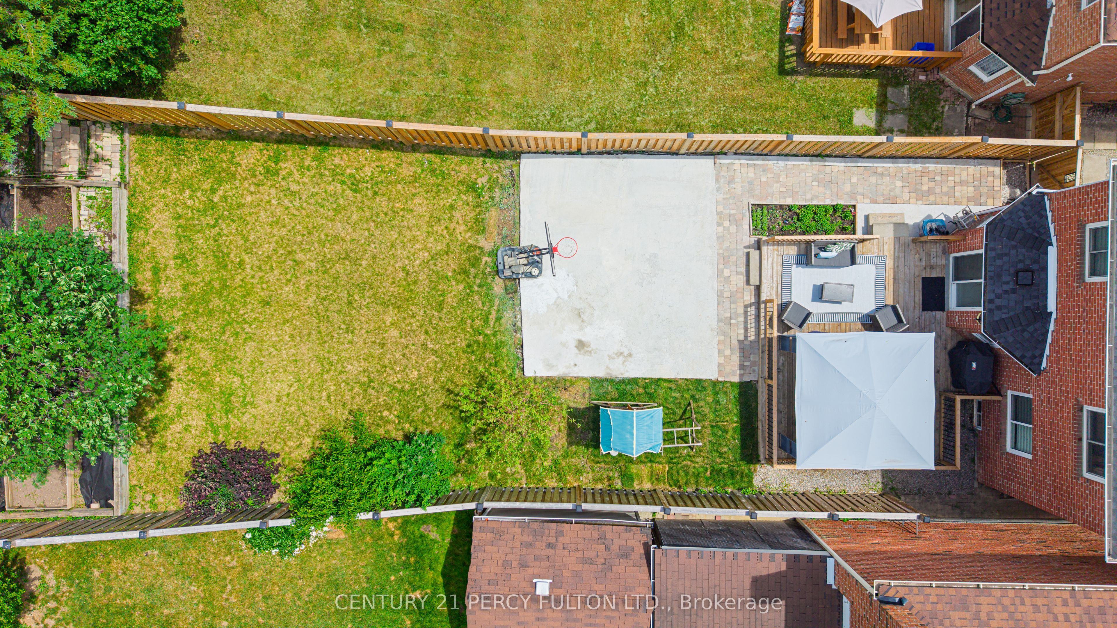 109 Woodcroft Lane Property Photo 45
