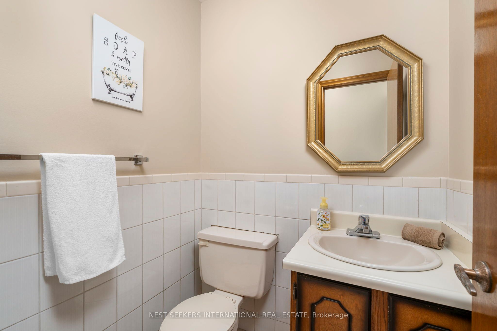 19 Kaiser Drive Property Photo 8