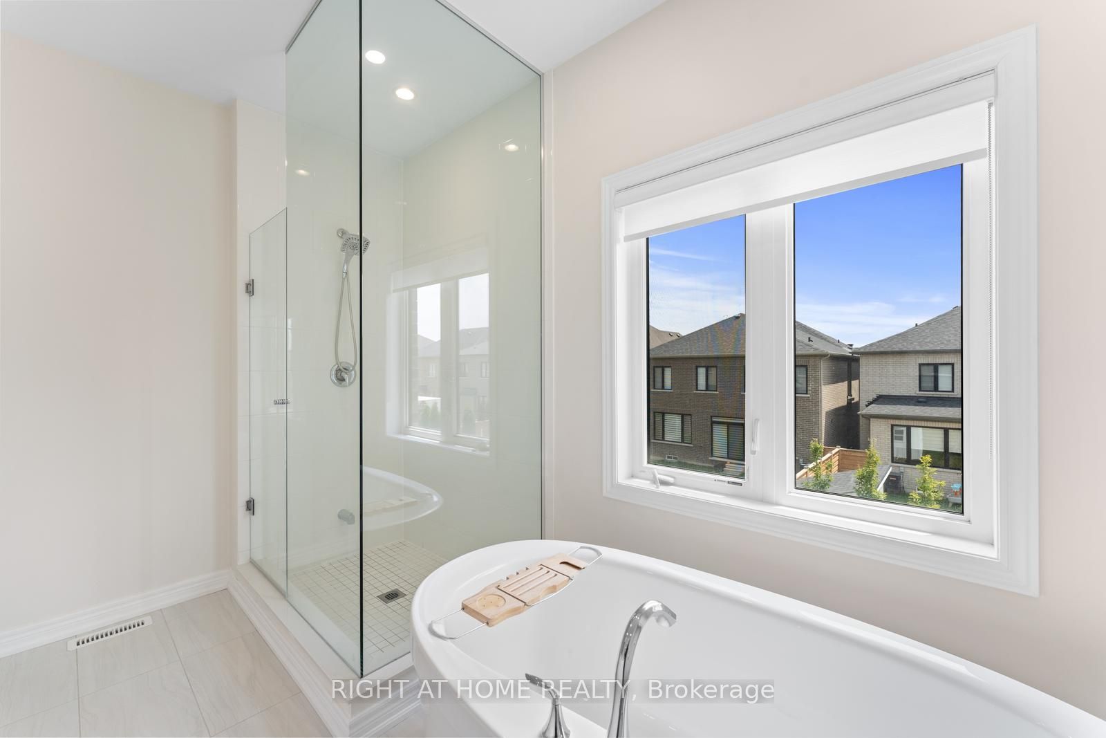 42 Alistair Crescent Property Photo 29