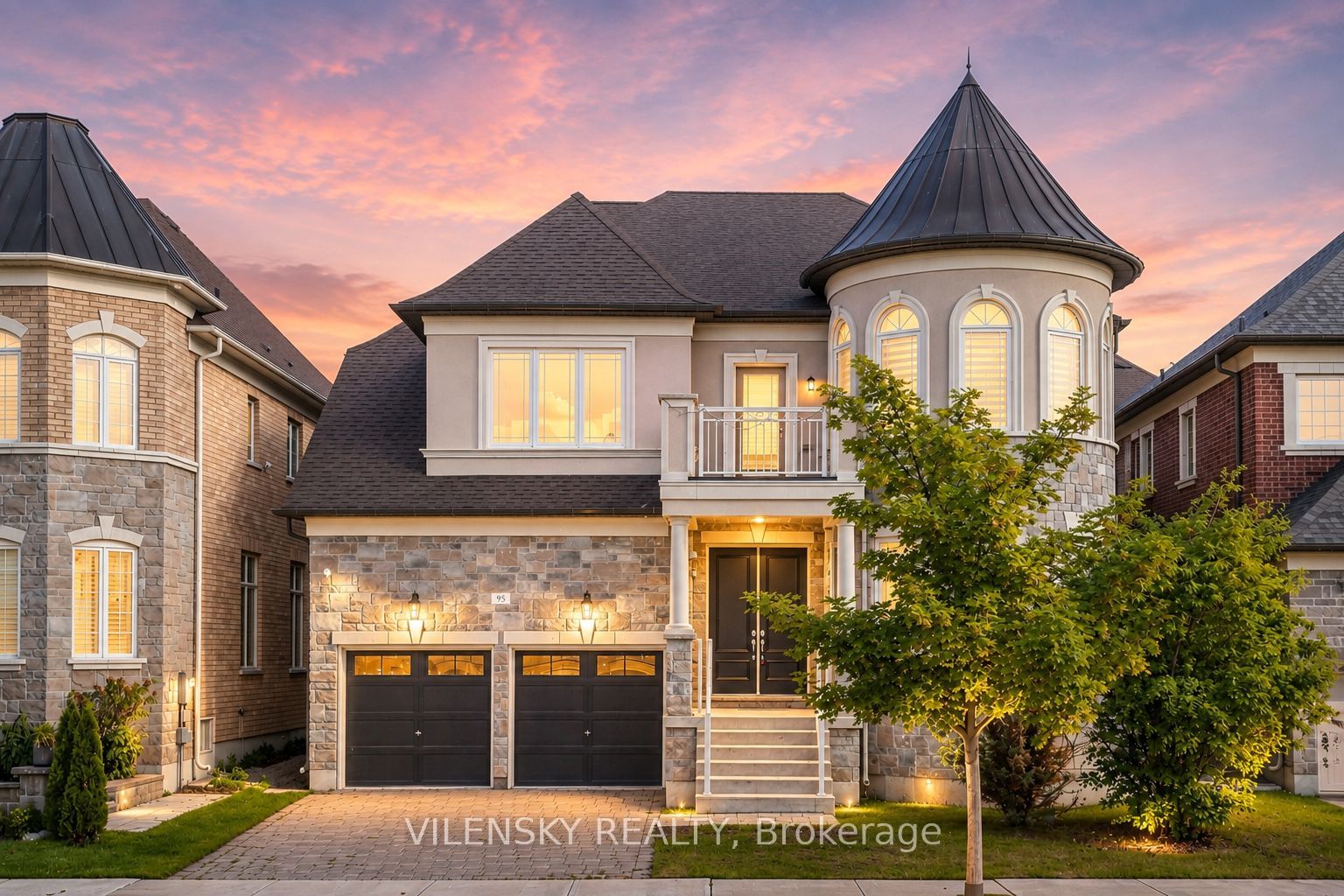 95 Chesney Crescent