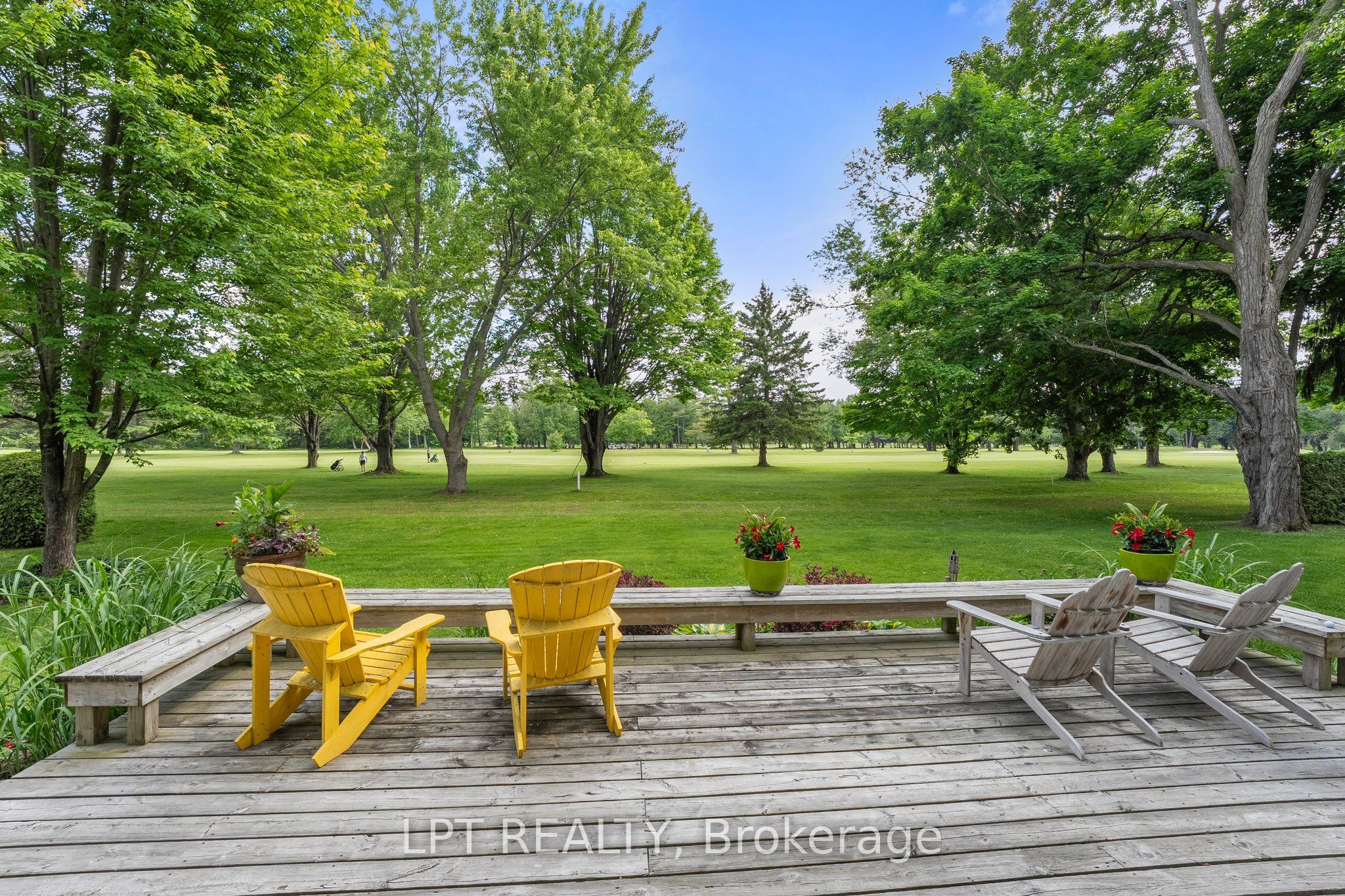 101 Hedge Road Property Photo 4