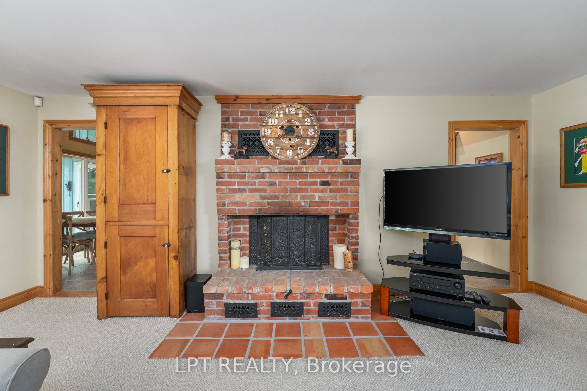 101 Hedge Road Property Photo 11