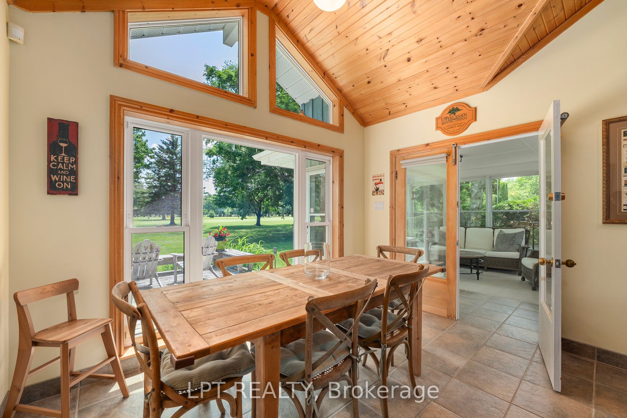101 Hedge Road Property Photo 18