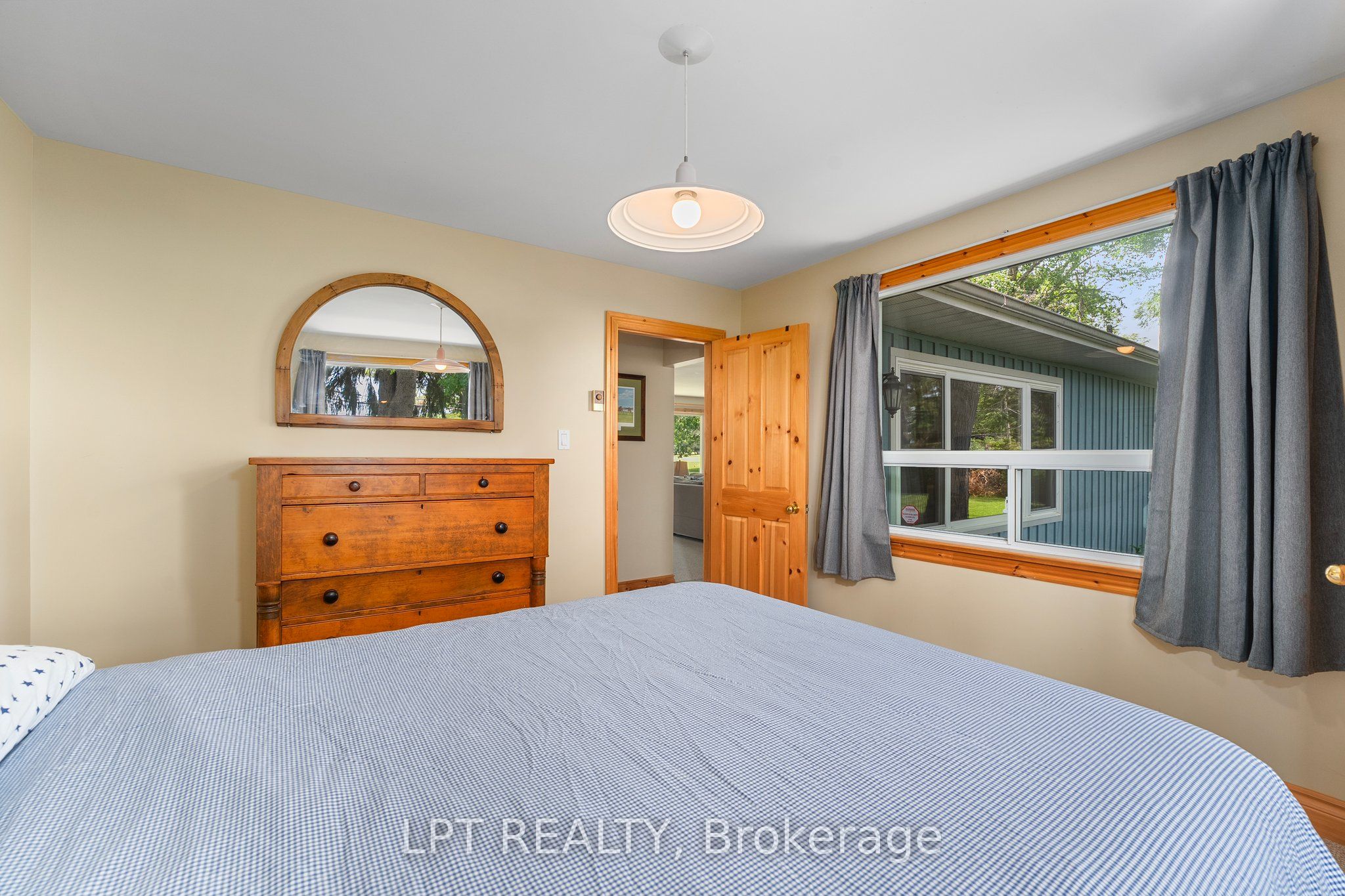 101 Hedge Road Property Photo 23