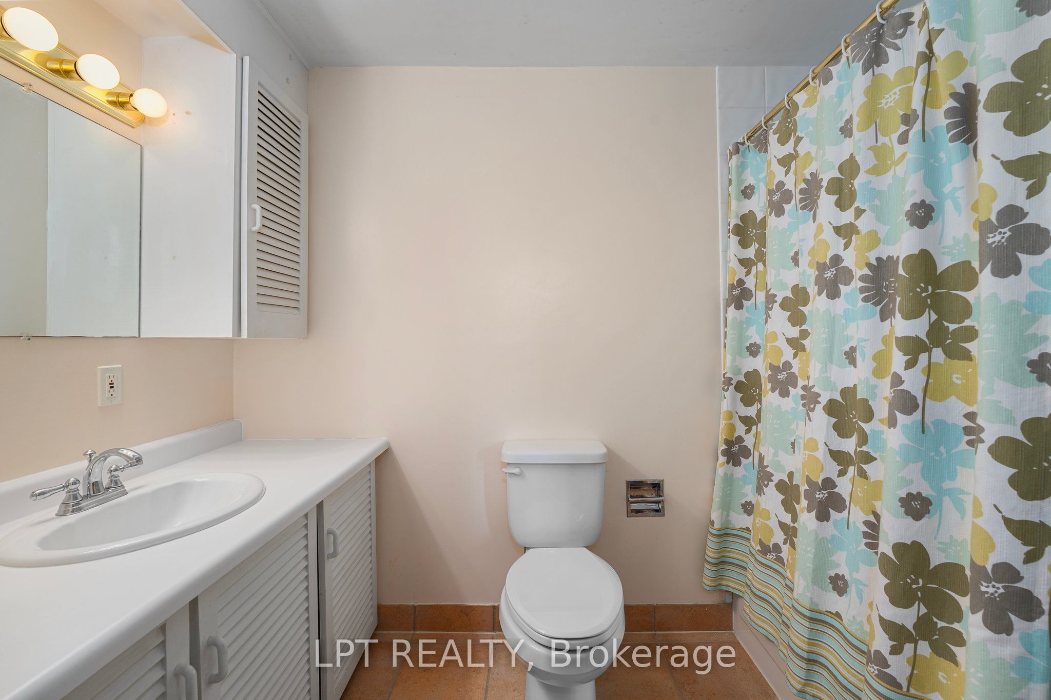 101 Hedge Road Property Photo 26