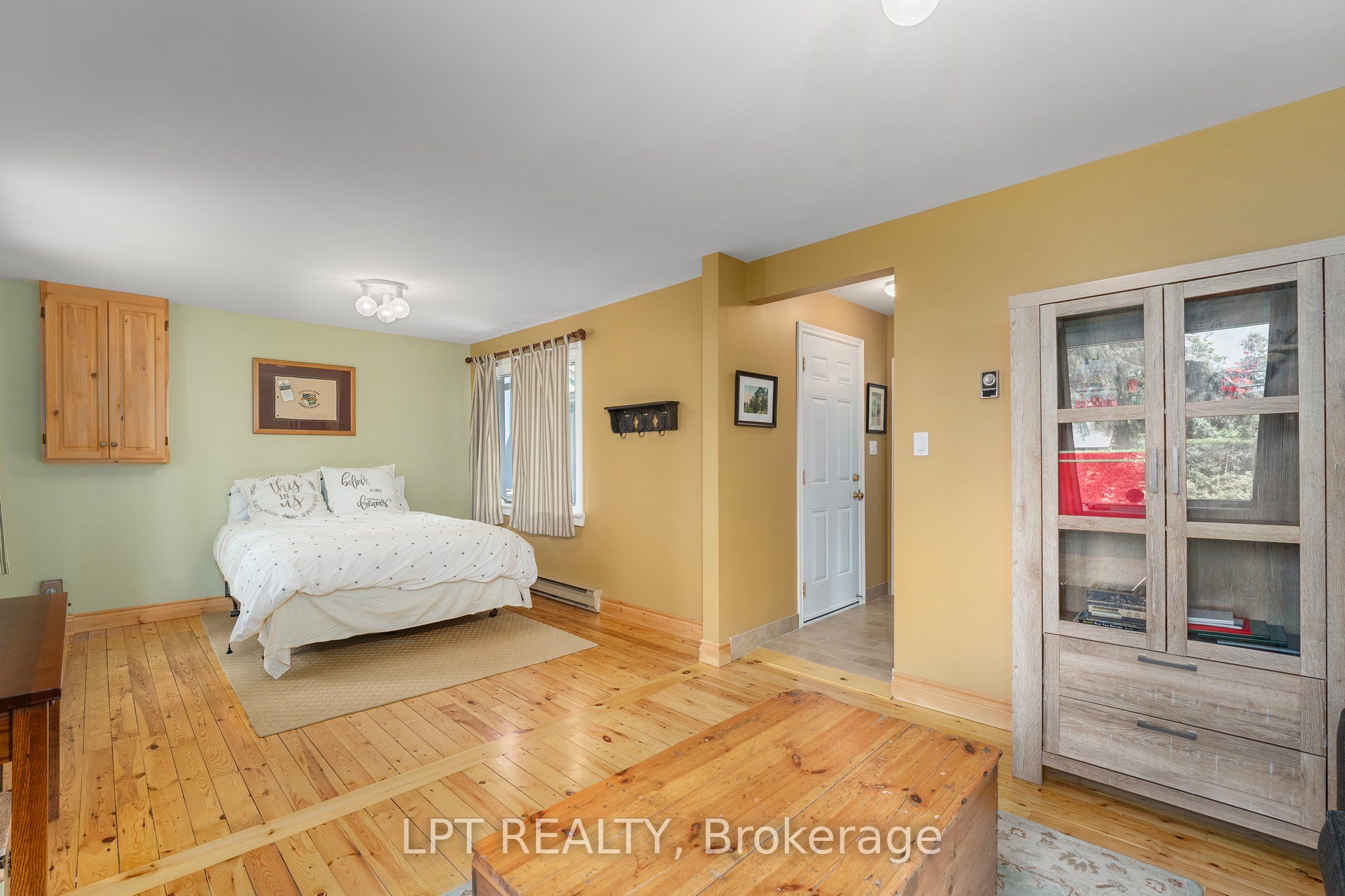 101 Hedge Road Property Photo 31