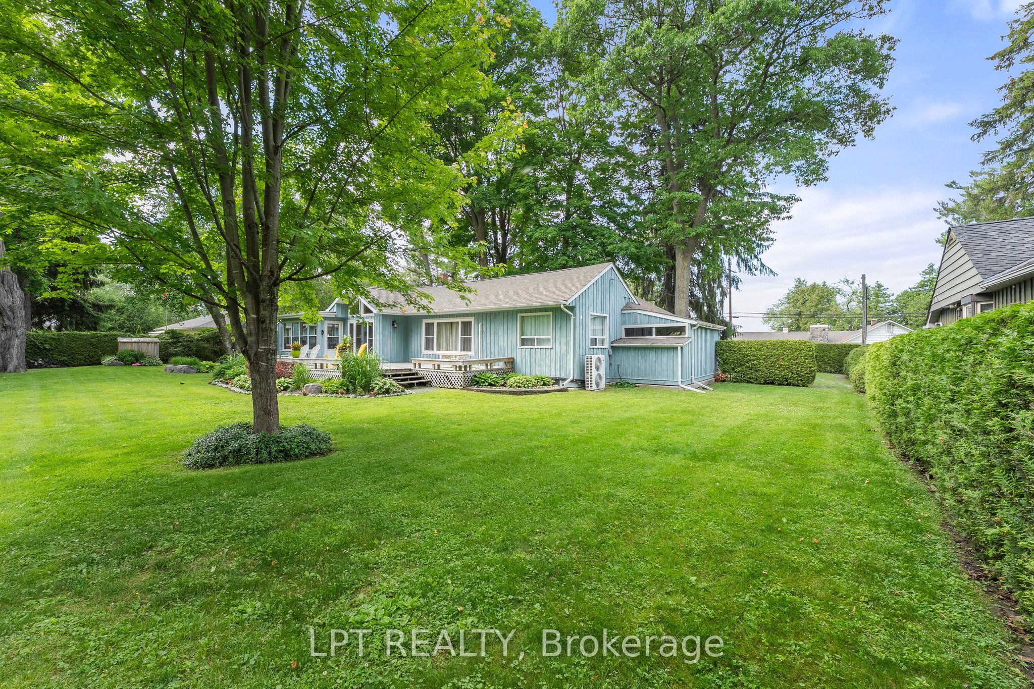 101 Hedge Road Property Photo 38