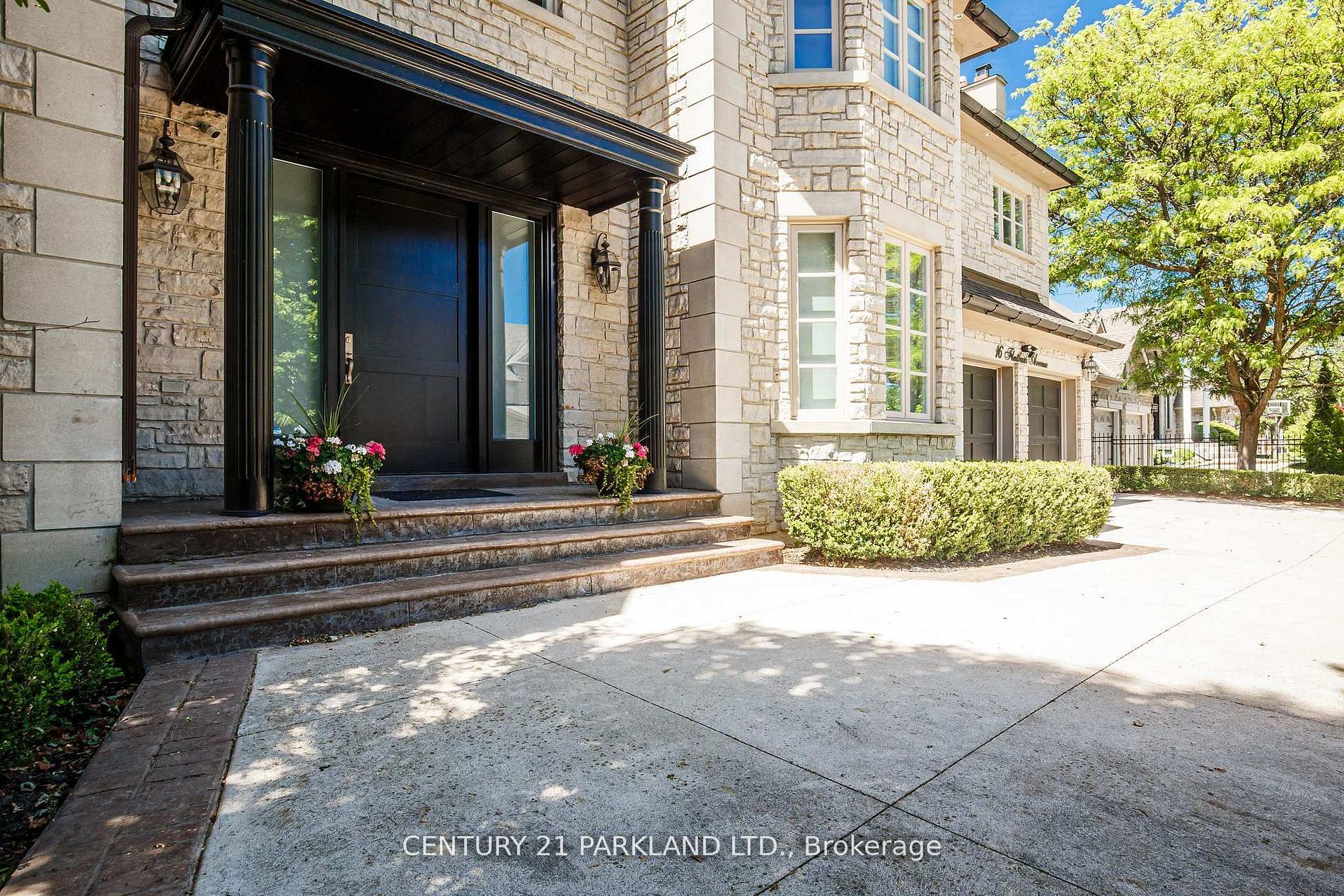 16 Flatbush Avenue Property Photo 1