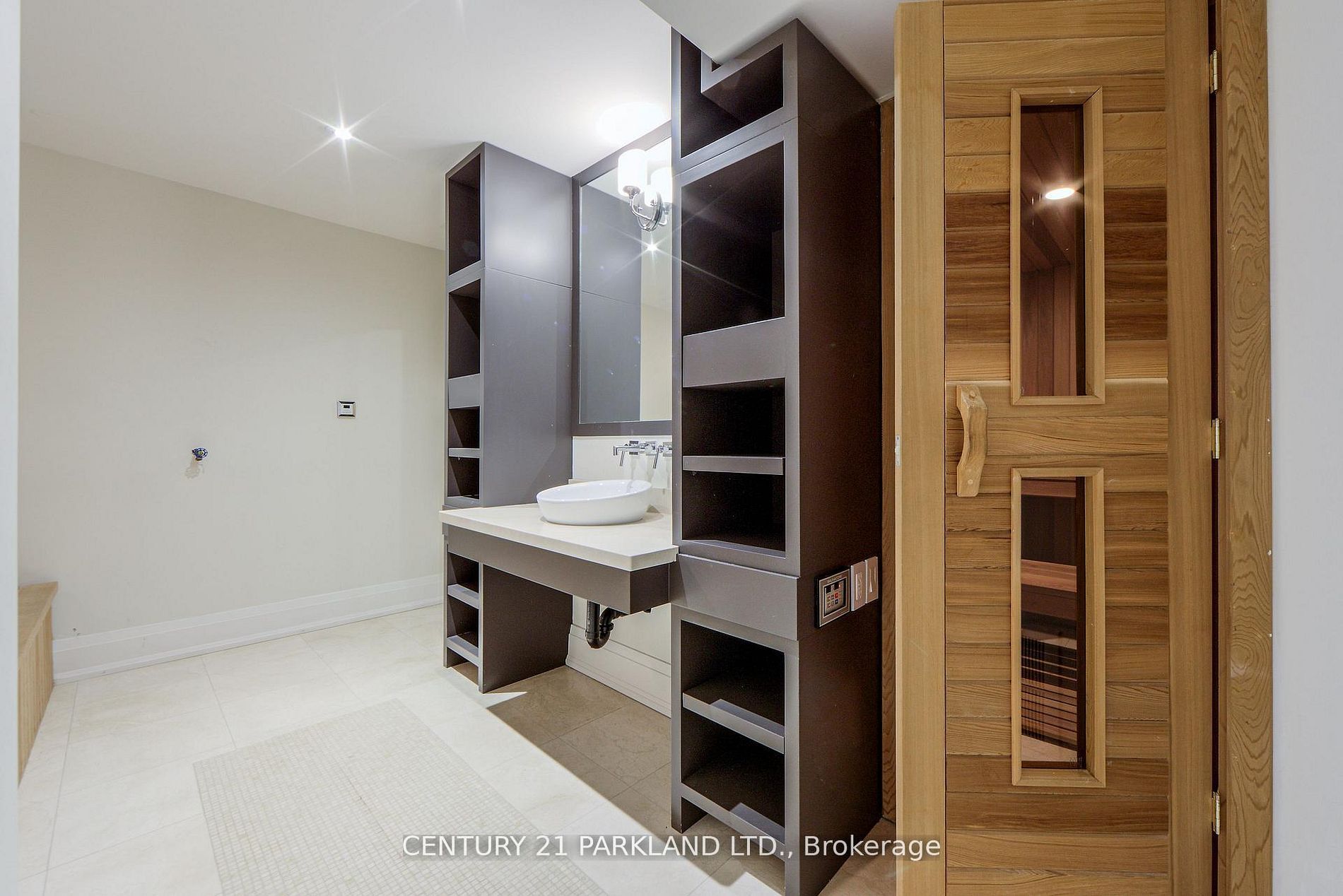 16 Flatbush Avenue Property Photo 33