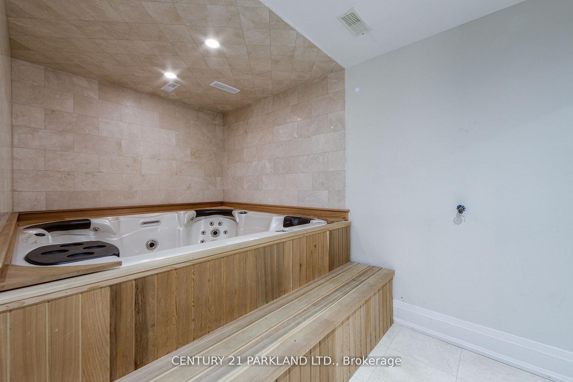 16 Flatbush Avenue Property Photo 34