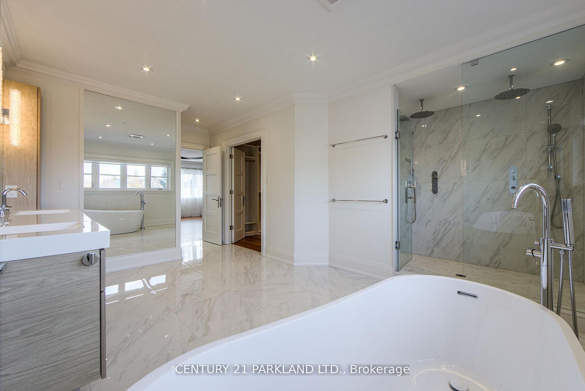 16 Flatbush Avenue Property Photo 37