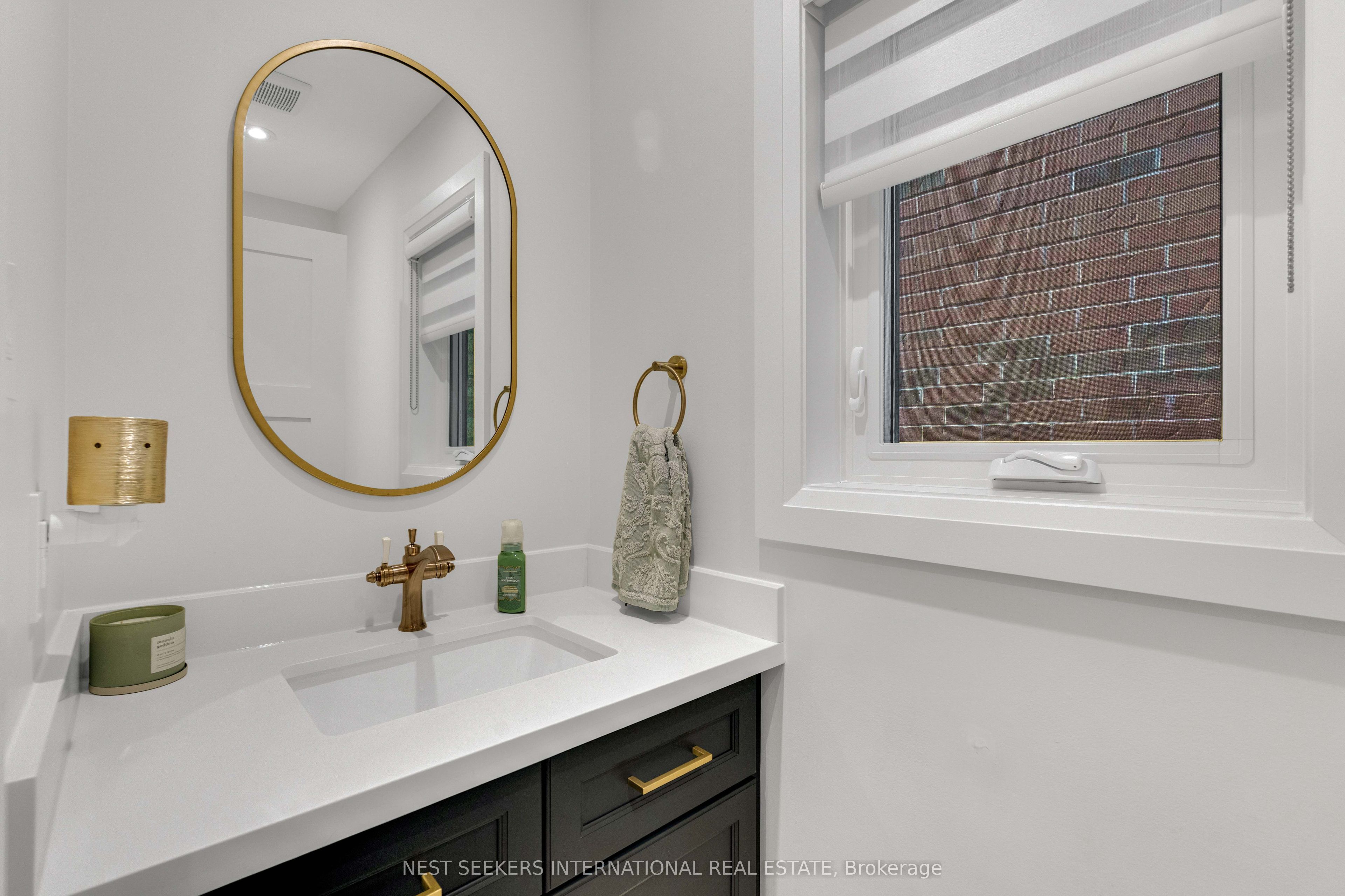 233 Venice Gate Drive Property Photo 11