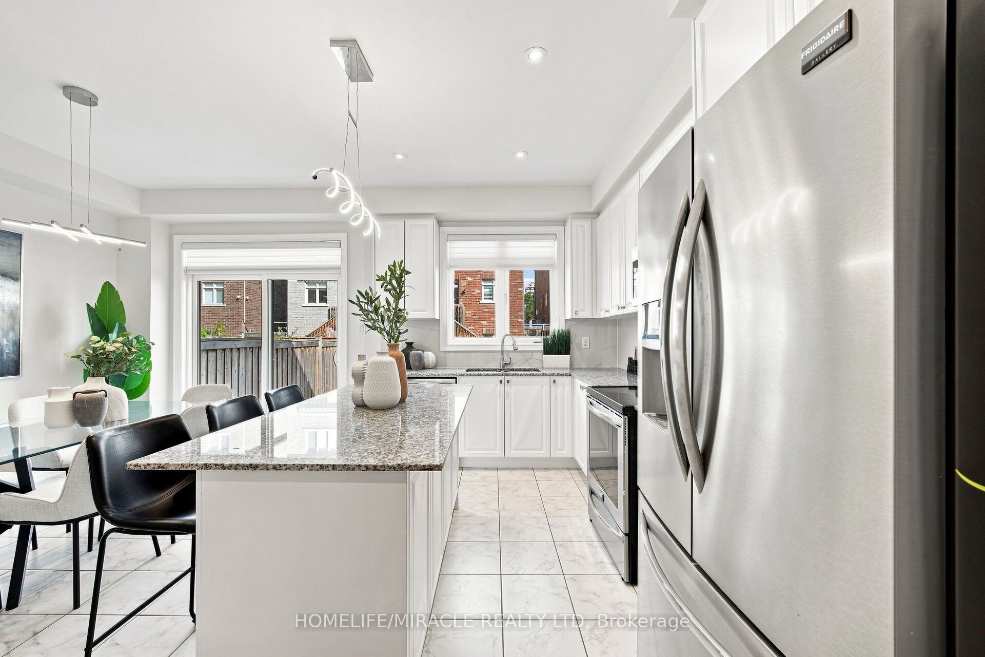 14 Zenith Avenue Property Photo 10