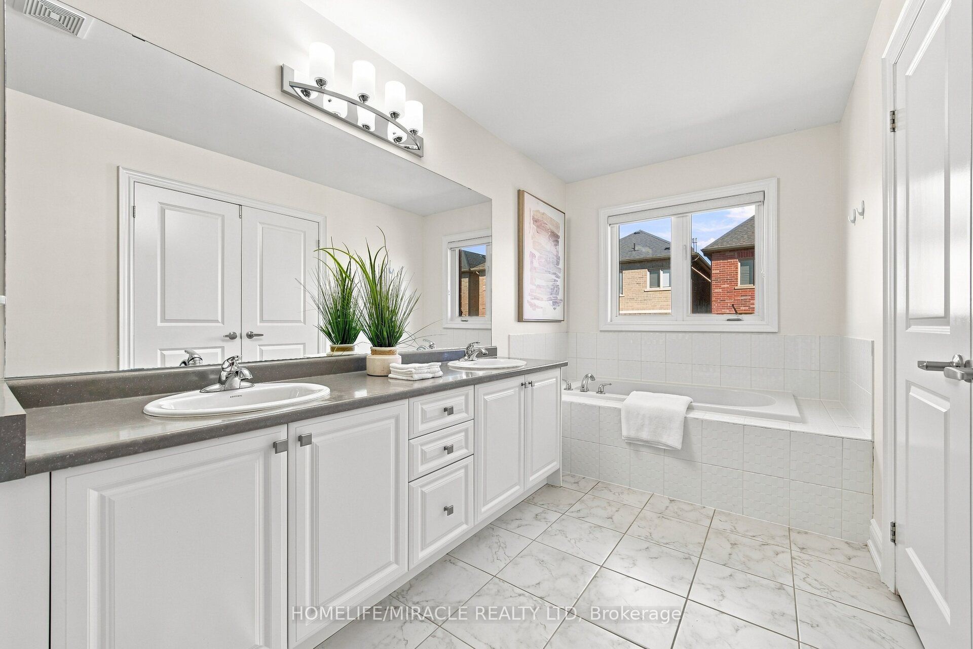 14 Zenith Avenue Property Photo 22