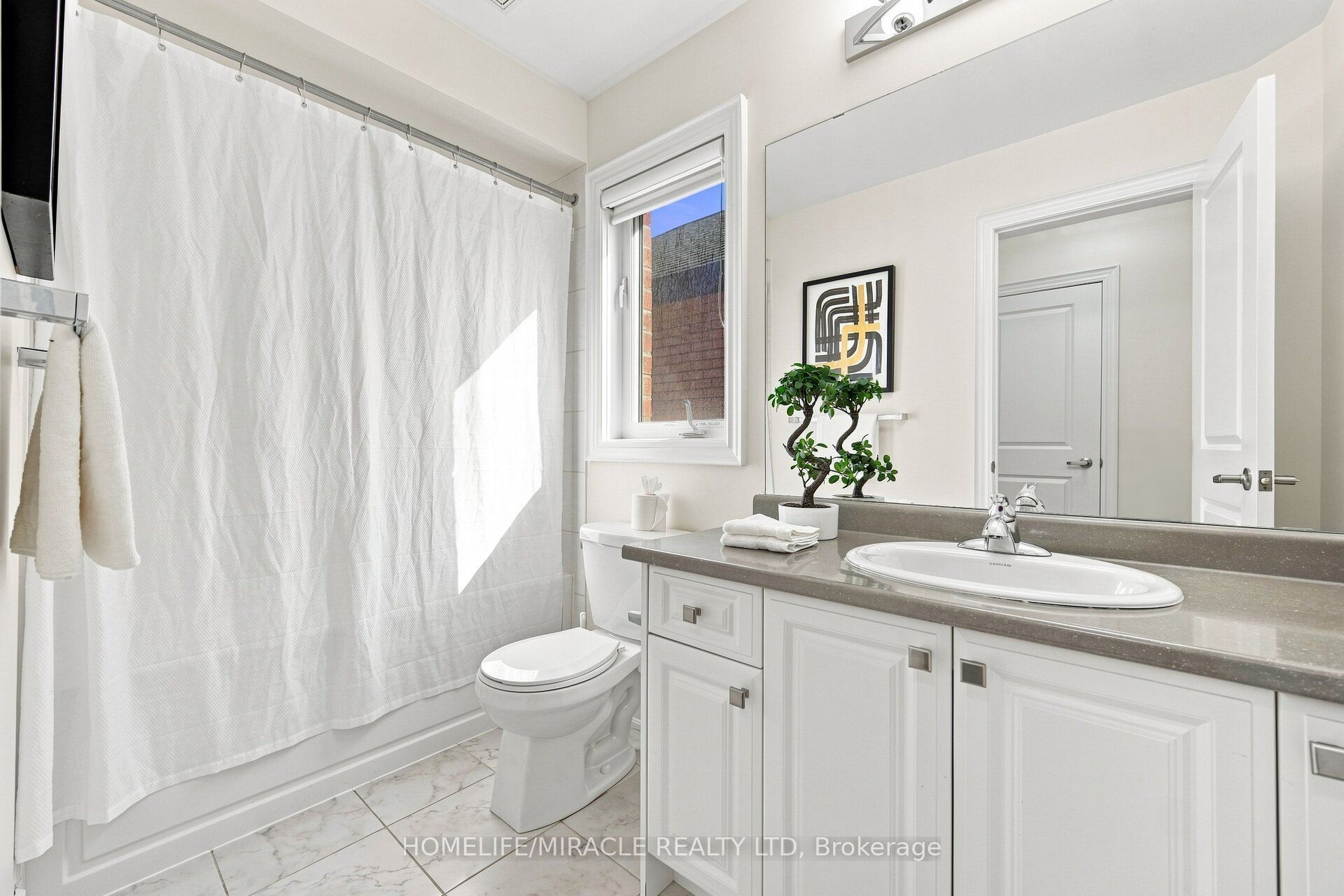 14 Zenith Avenue Property Photo 29