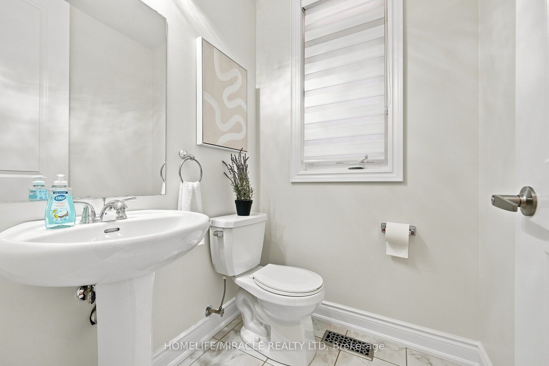 14 Zenith Avenue Property Photo 42